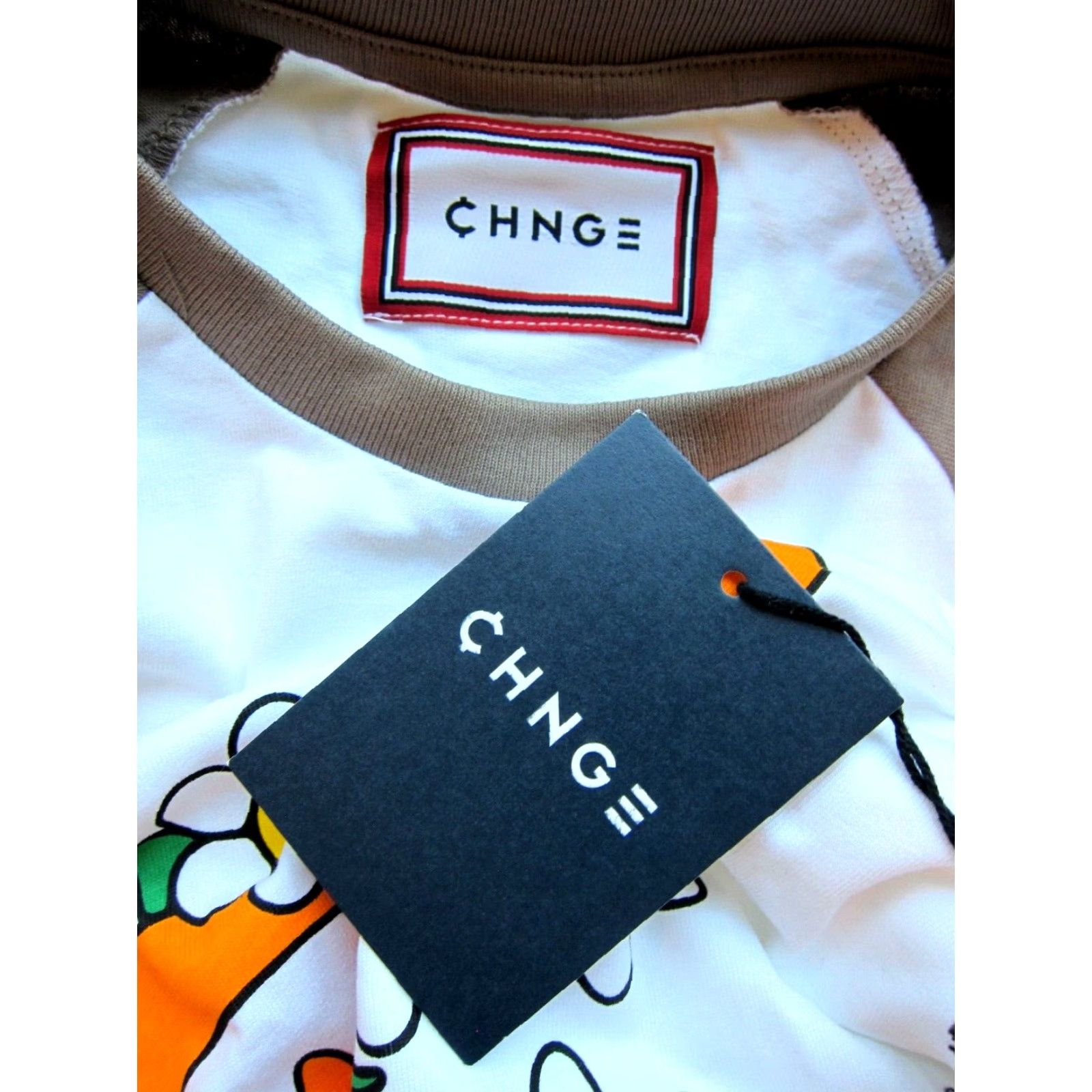 CHNGE CHNGE Women's T-Shirt NWT Oversize Baseball Shirt Don't Owe You! Brown 3/4 Sleeve Floral Cotton Crew Neck Regular S-M Womens Size S / US 4 / IT 40 - 3 Thumbnail