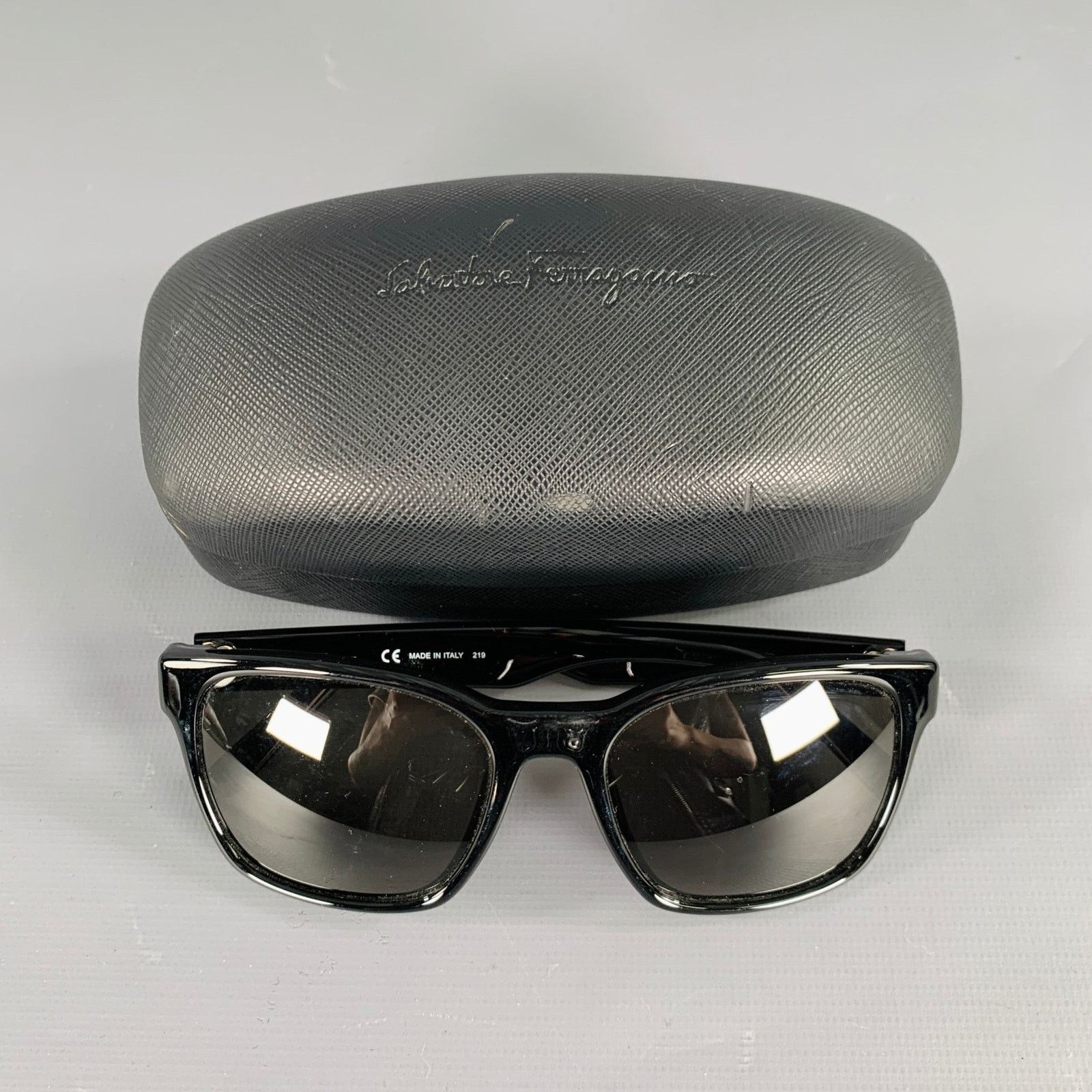 Salvatore Ferragamo SALVATORE FERRAGAMO Black Acetate Sunglasses Size ONE SIZE - 7 Thumbnail