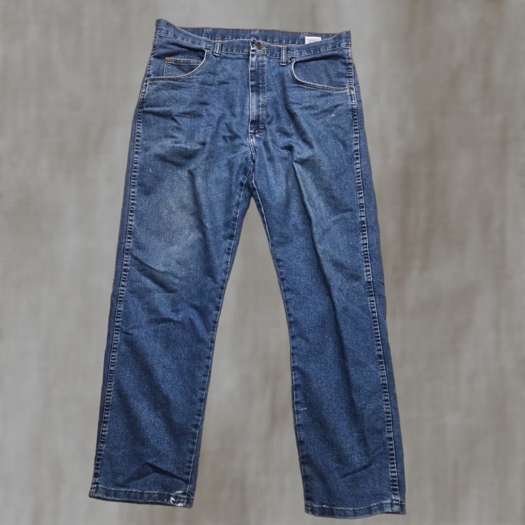 Vintage WRANGLER RUGGED Denim Blue Jeans Bootcut Pants 38 X 32 Adult Men's Cowboy Size US 38 / EU 54 - 1 Thumbnail