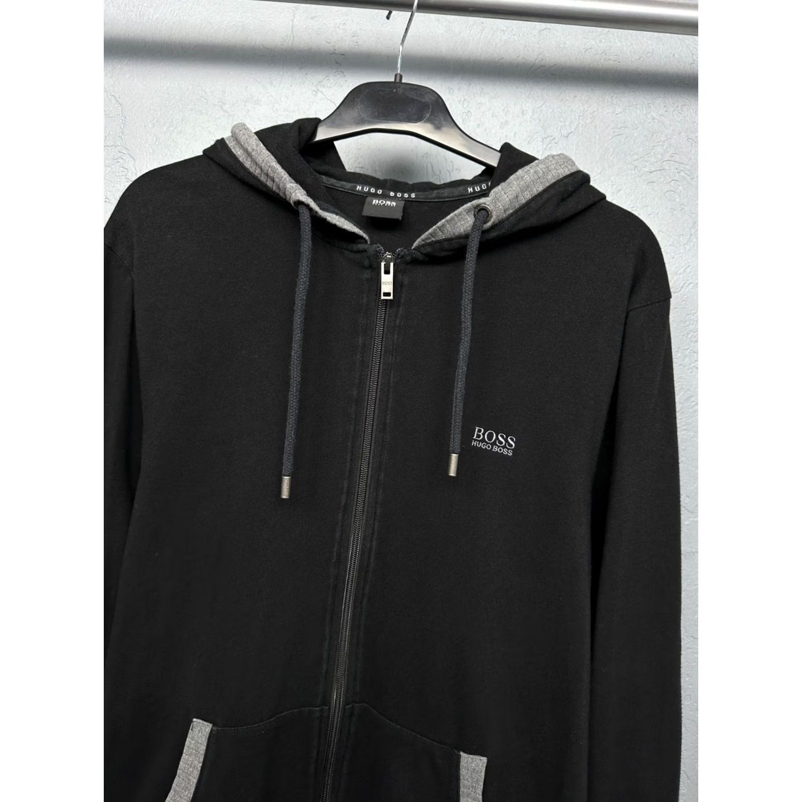 Hugo Boss HUGO BOSS Mens Zip Hoodie XL Black Cotton Logo Hoodie Mens XL Hoodie Size US XL / EU 56 / 4 - 2 Thumbnail