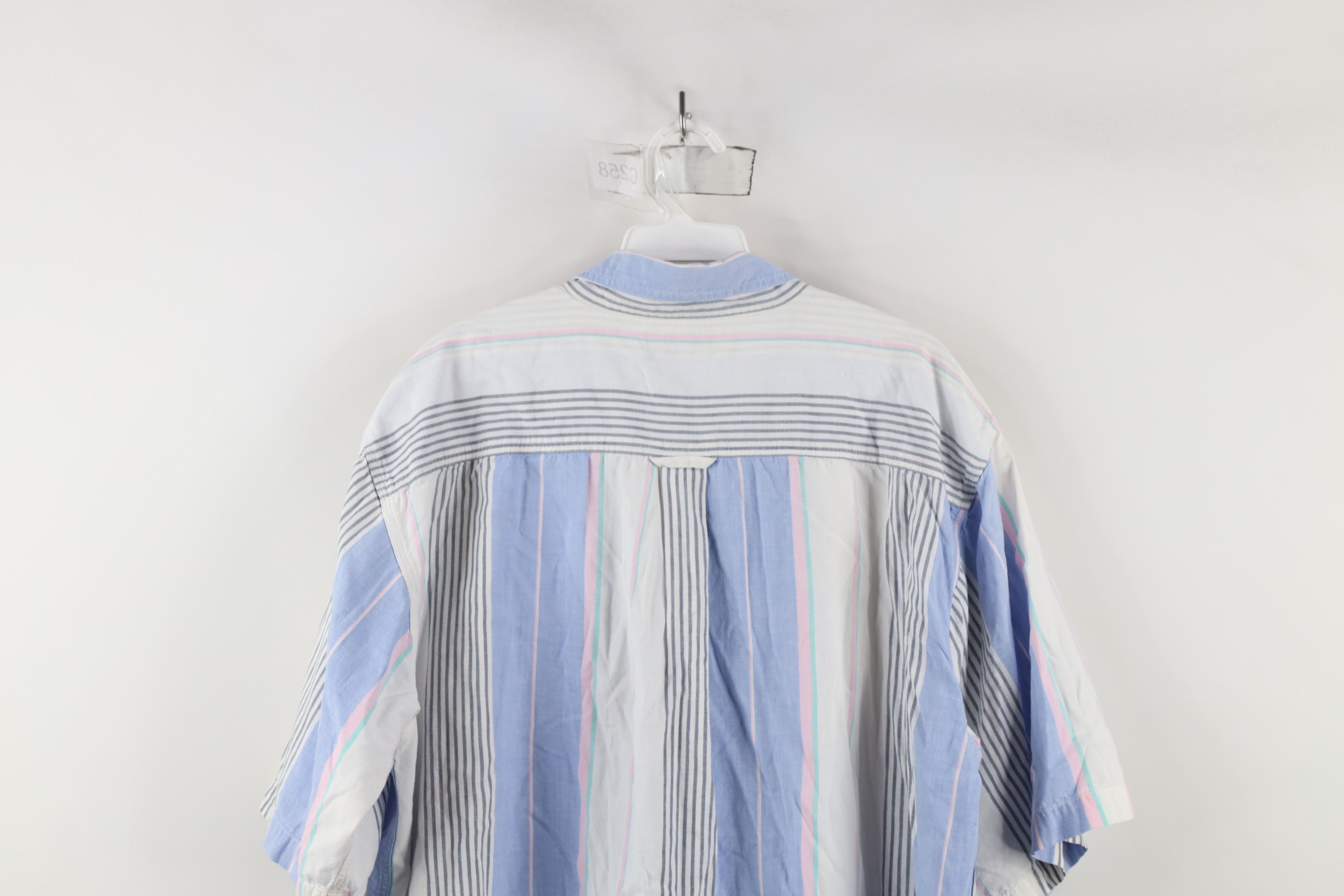 Vintage Vintage 90s Streetwear Block Short Sleeve Button Down Shirt Size US XL / EU 56 / 4 - 13 Thumbnail