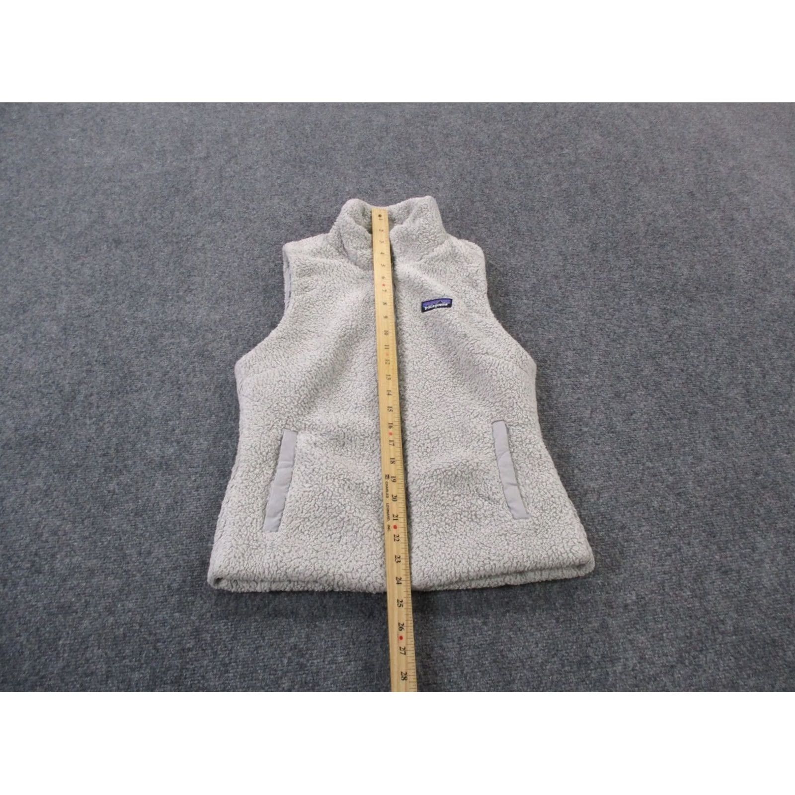 Patagonia Patagonia Vest Women's Gray Fleece Zip Pockets Outdoor Casual S Size S / US 4 / IT 40 - 3 Thumbnail