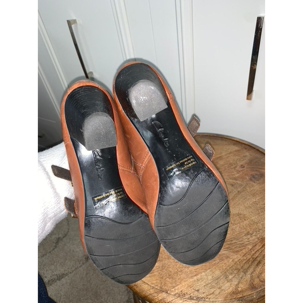 Clarks Clarks Women's Brown Ankle Booties Size 9.5M Double Buckle Size US 9.5 / IT 39.5 - 5 Thumbnail