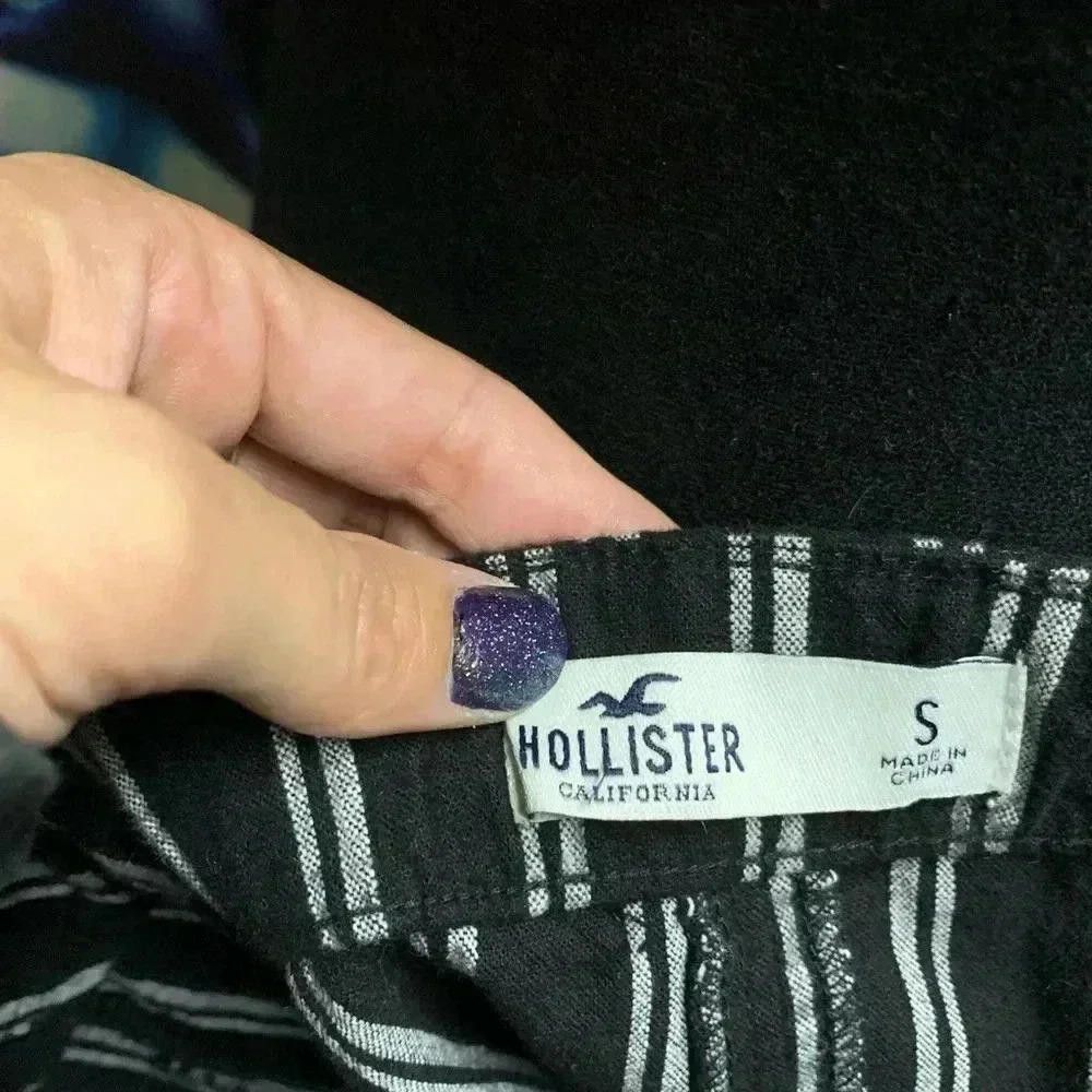 Designer Hollister Black & White Striped Skirt - Size S Size 28" / US 6 / IT 42 - 4 Thumbnail