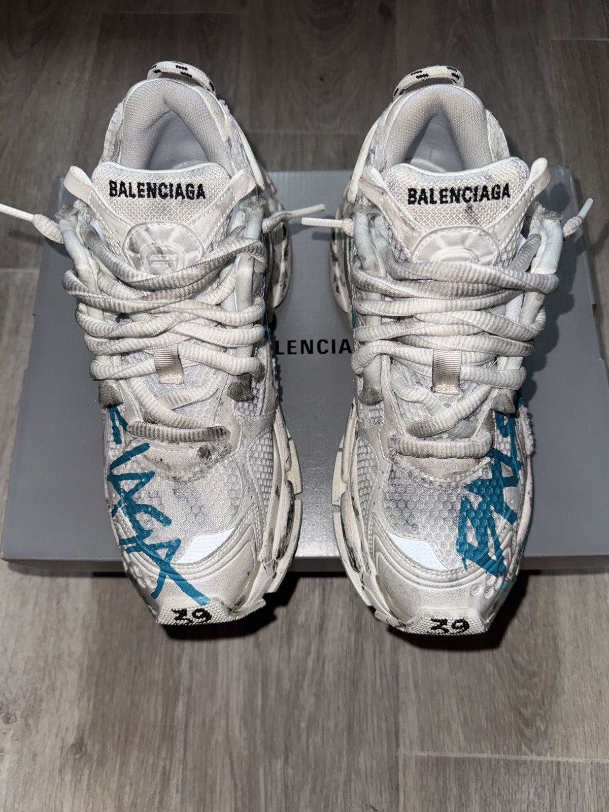 Balenciaga Balenciaga Runner Graffiti white/blue Size US 6 / EU 39 - 3 Thumbnail