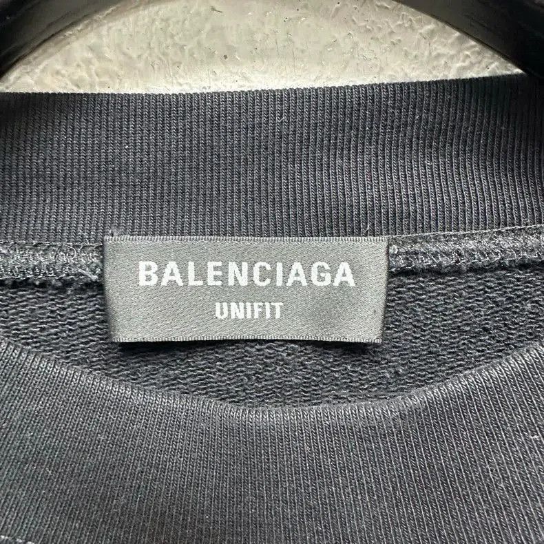 Balenciaga Balenciaga Cola Wave Logo Embroidered Sweatshirt. Size US L / EU 52-54 / 3 - 3 Thumbnail