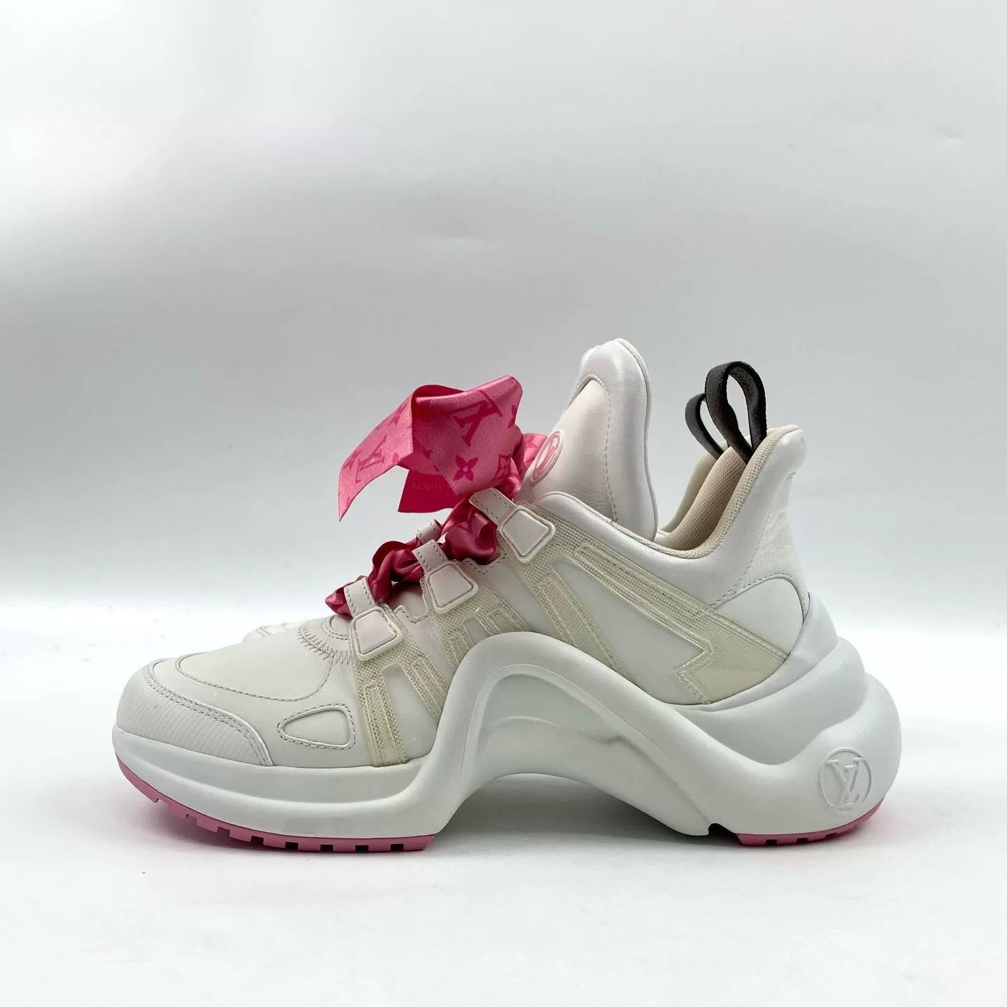 Louis Vuitton Louis Vuitton Bow Lace Dad Shoes Size US 7 / IT 37 - 1 Thumbnail