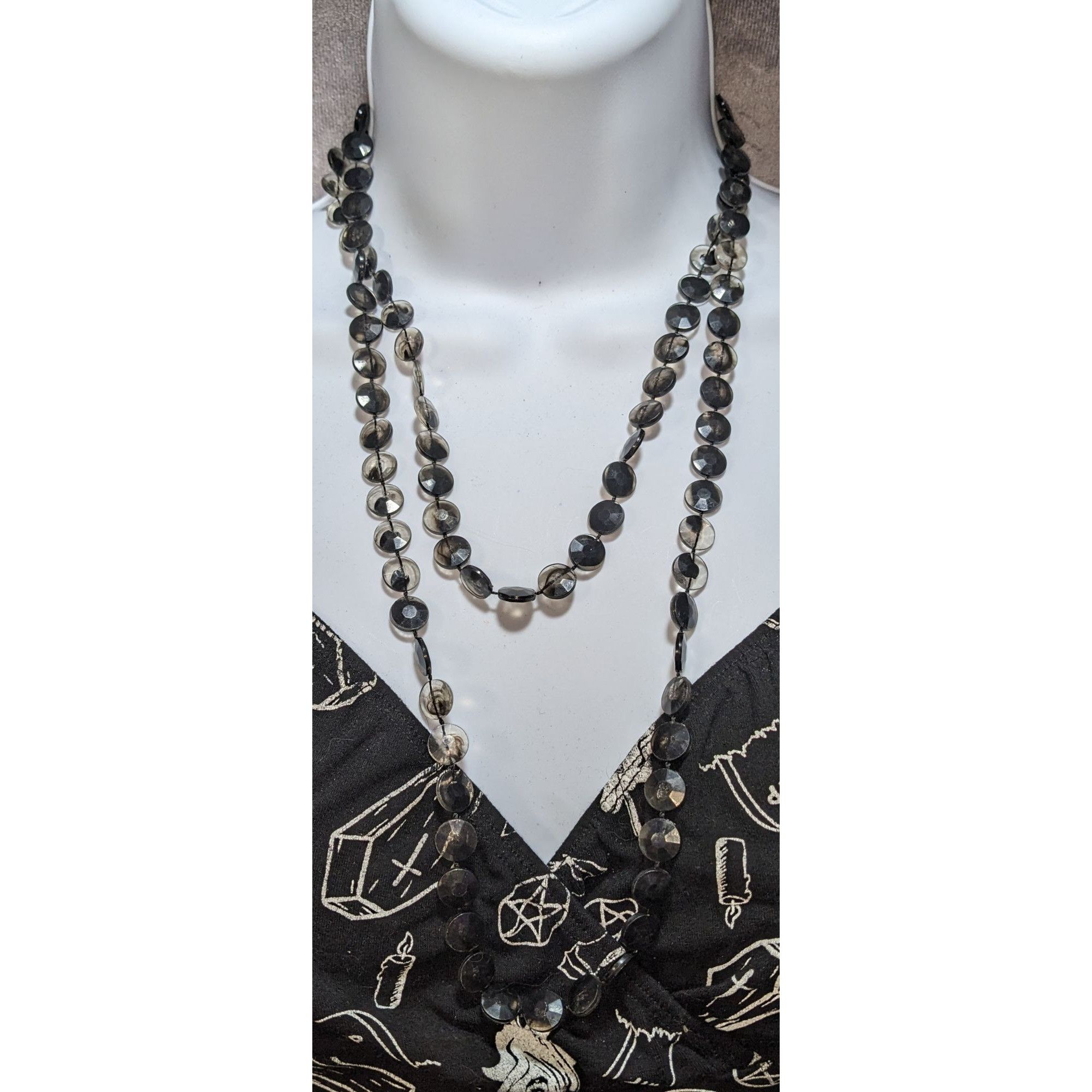 Other Gothic Smoky Faceted Plastic Bead Necklace Size ONE SIZE - 1 Thumbnail