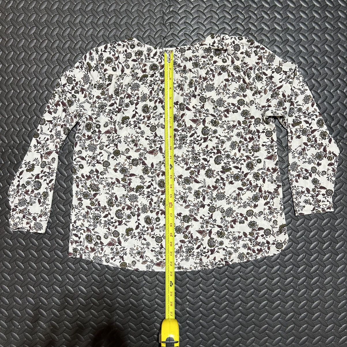 Ann Taylor × Loft Ann Taylor LOFT Petite Blouse Button Up Floral Women’s Large Size L / US 10 / IT 46 - 12 Thumbnail