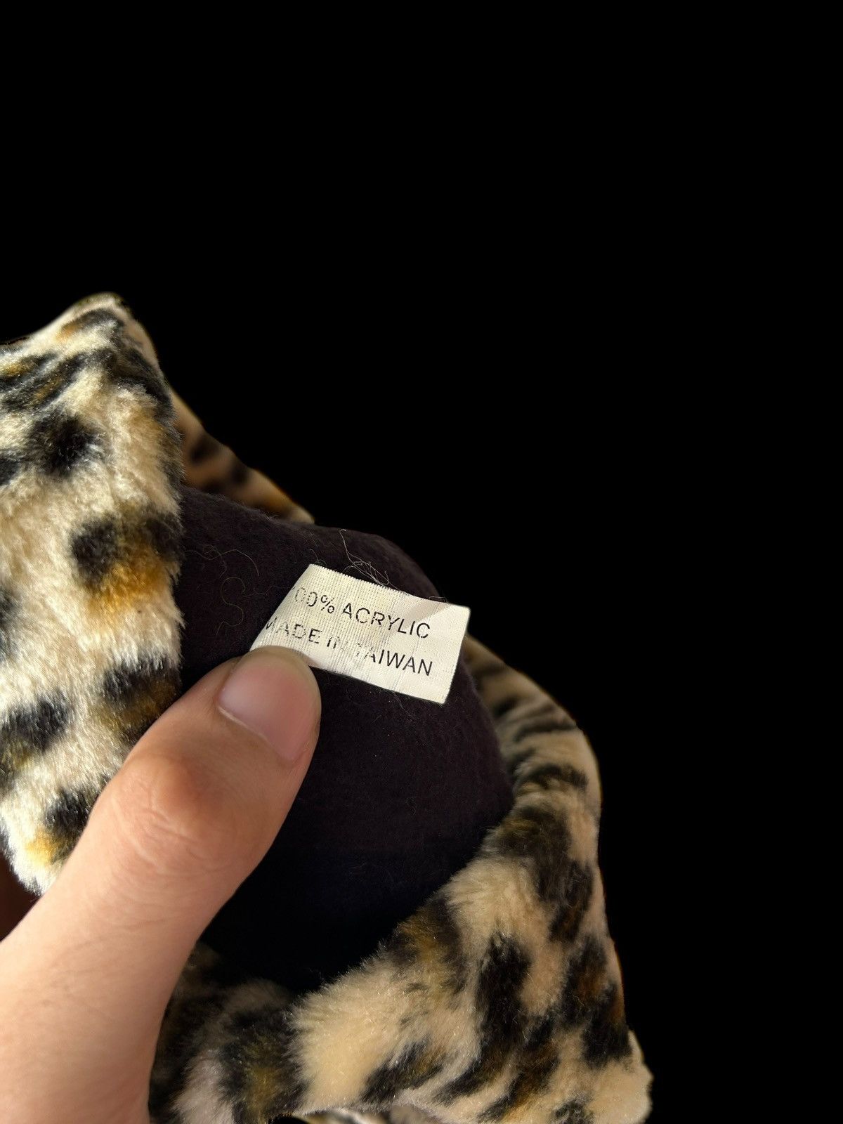 Japanese Brand Leopard Japanese Punk Bondage Style Fluffy fur Beanie Hats Size ONE SIZE - 5 Thumbnail