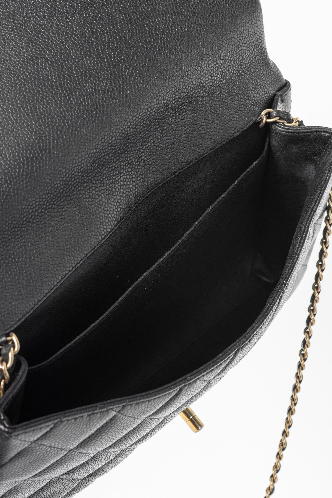 Chanel Chanel Anthracite Caviar-Leather Quilted Chain Flap Clutch Size ONE SIZE - 10 Thumbnail