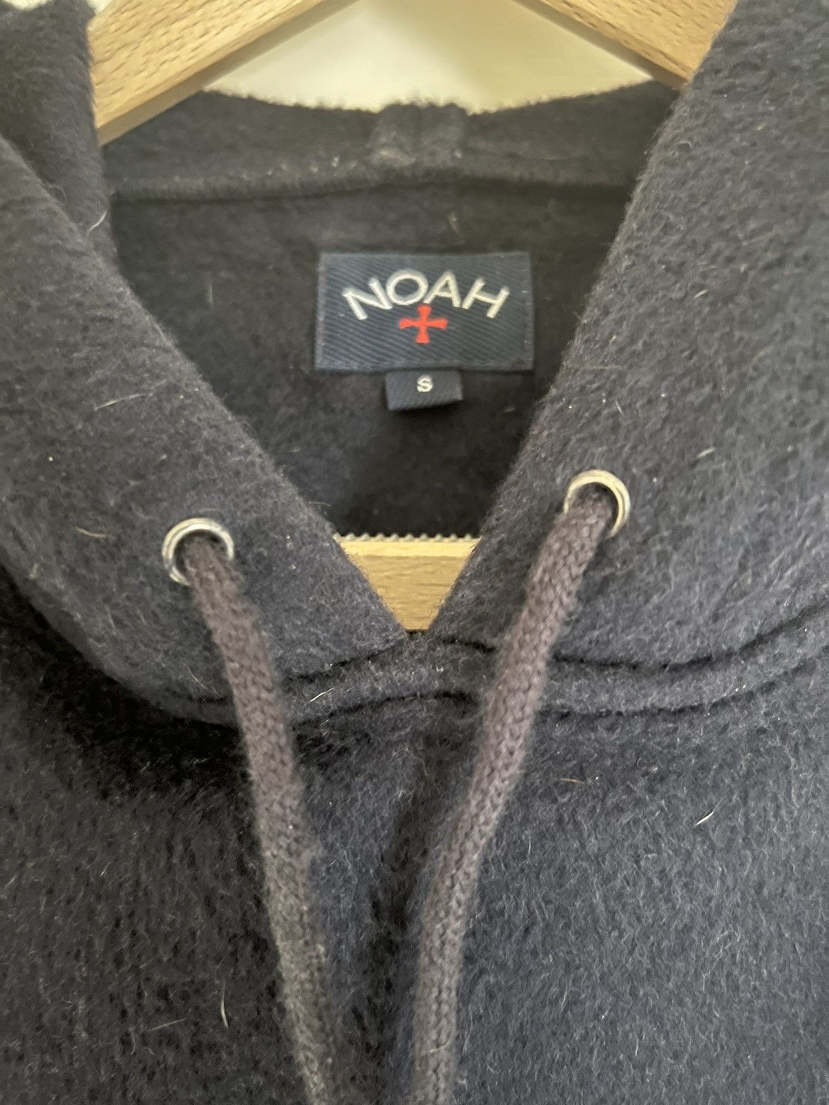 Noah Baby Camel Hair Hoodie Navy SOLD OUT Size US S / EU 44-46 / 1 - 7 Thumbnail