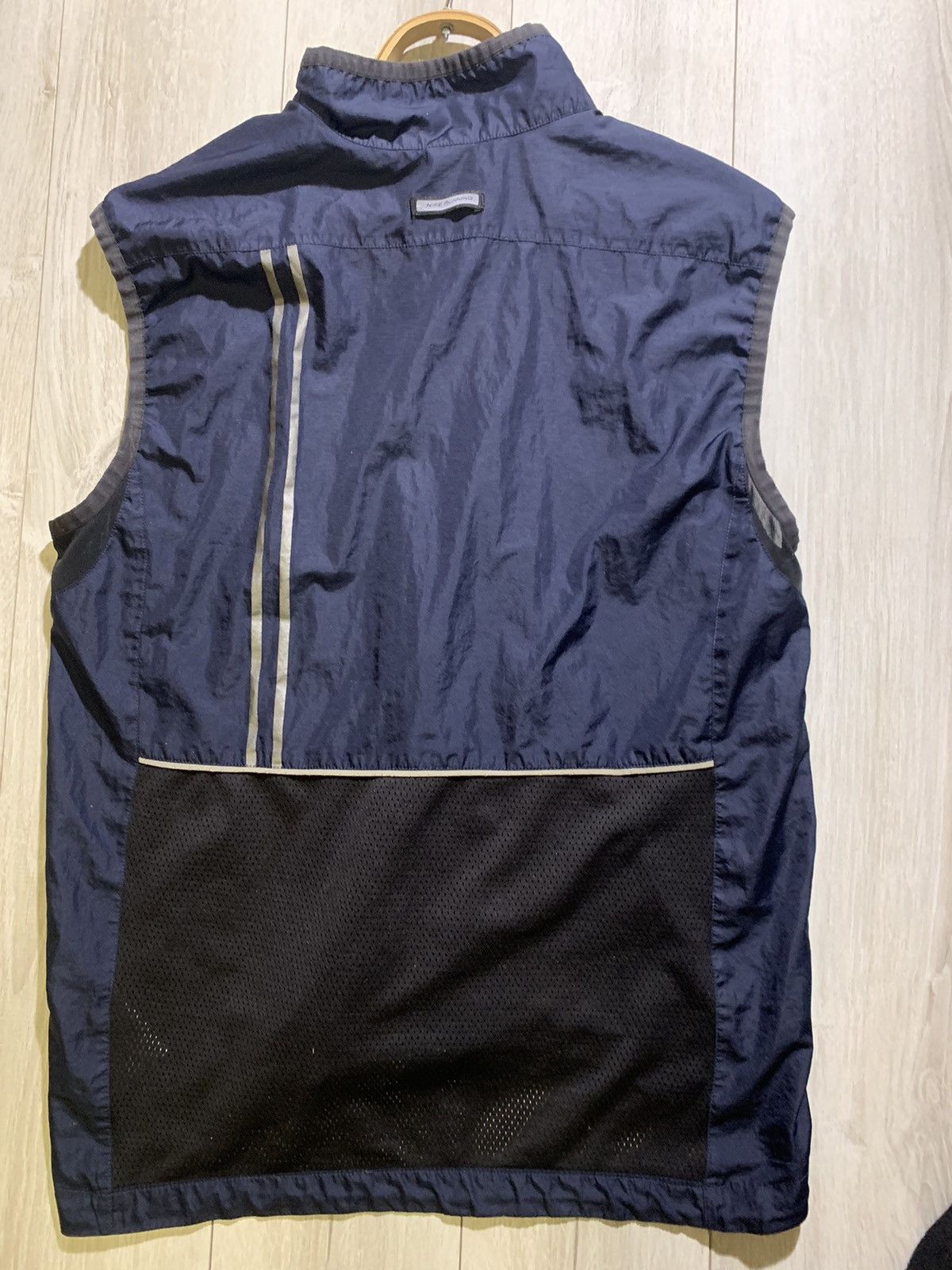 Nike × Vintage Nike Vintage Vest Nylon Running y2k Size US L / EU 52-54 / 3 - 2 Thumbnail