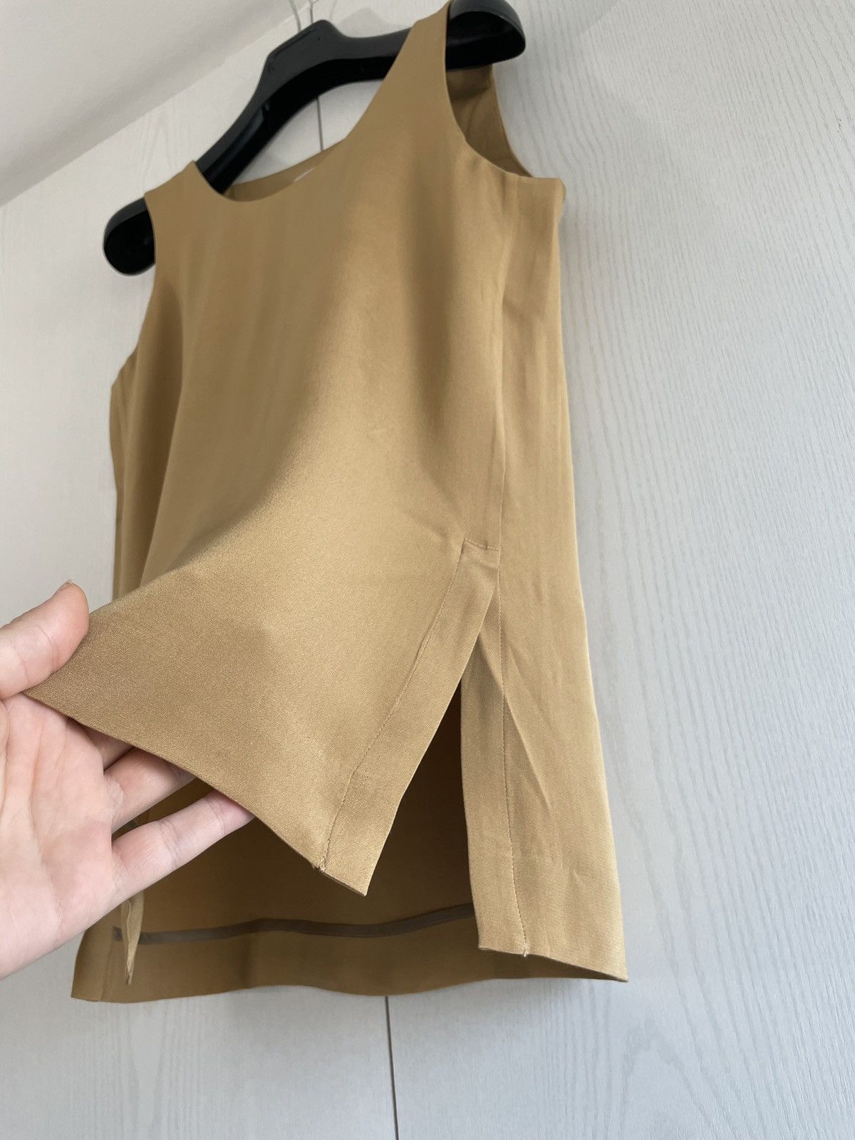 Issey Miyake 100% Silk Sleeveless Top