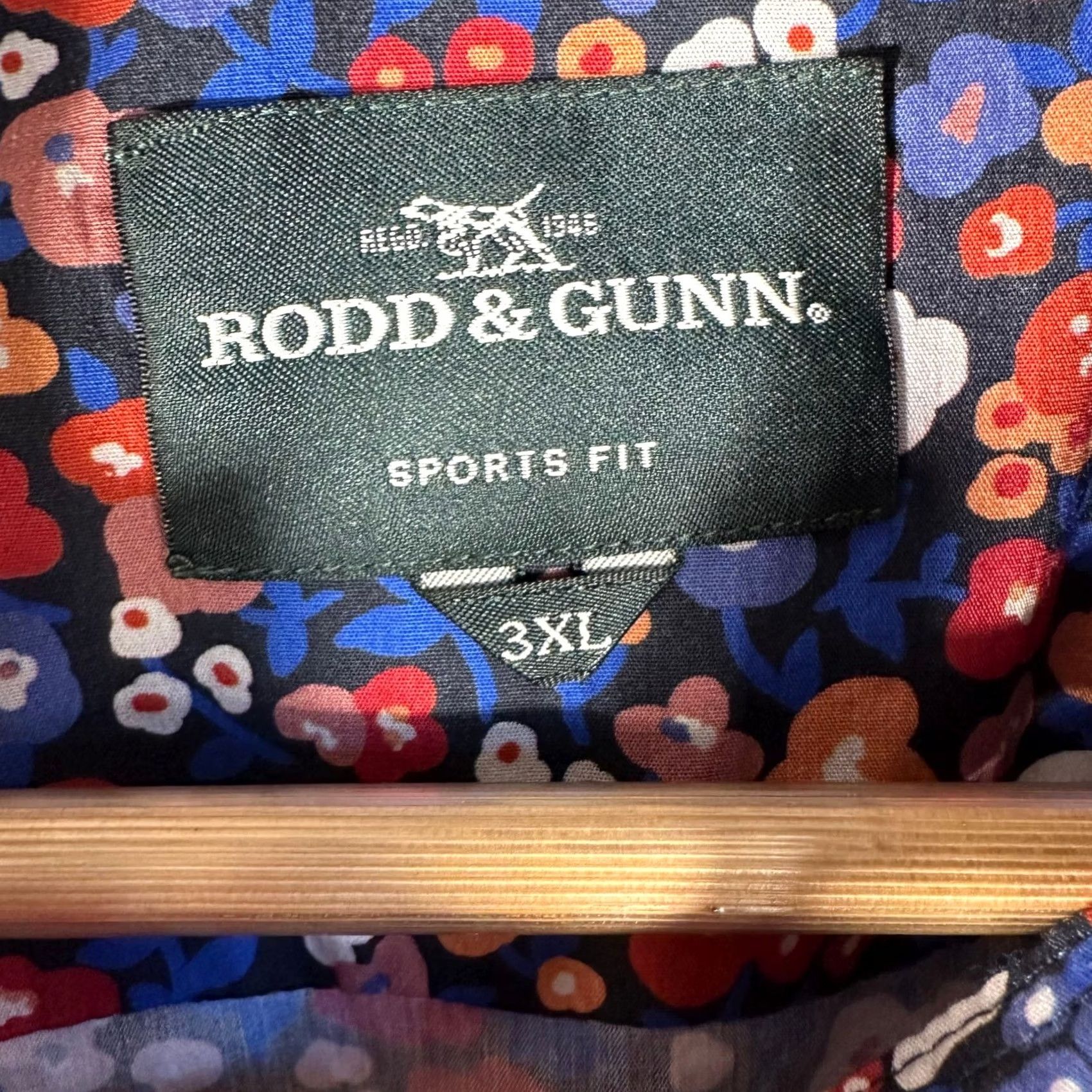 Rodd & Gunn Rodd & Gunn Darfield SS SF Shirt Ink Blue Floral Short Sleeve Button-Up 3XL Mens NWT Size US XXL / EU 58 / 5 - 3 Thumbnail