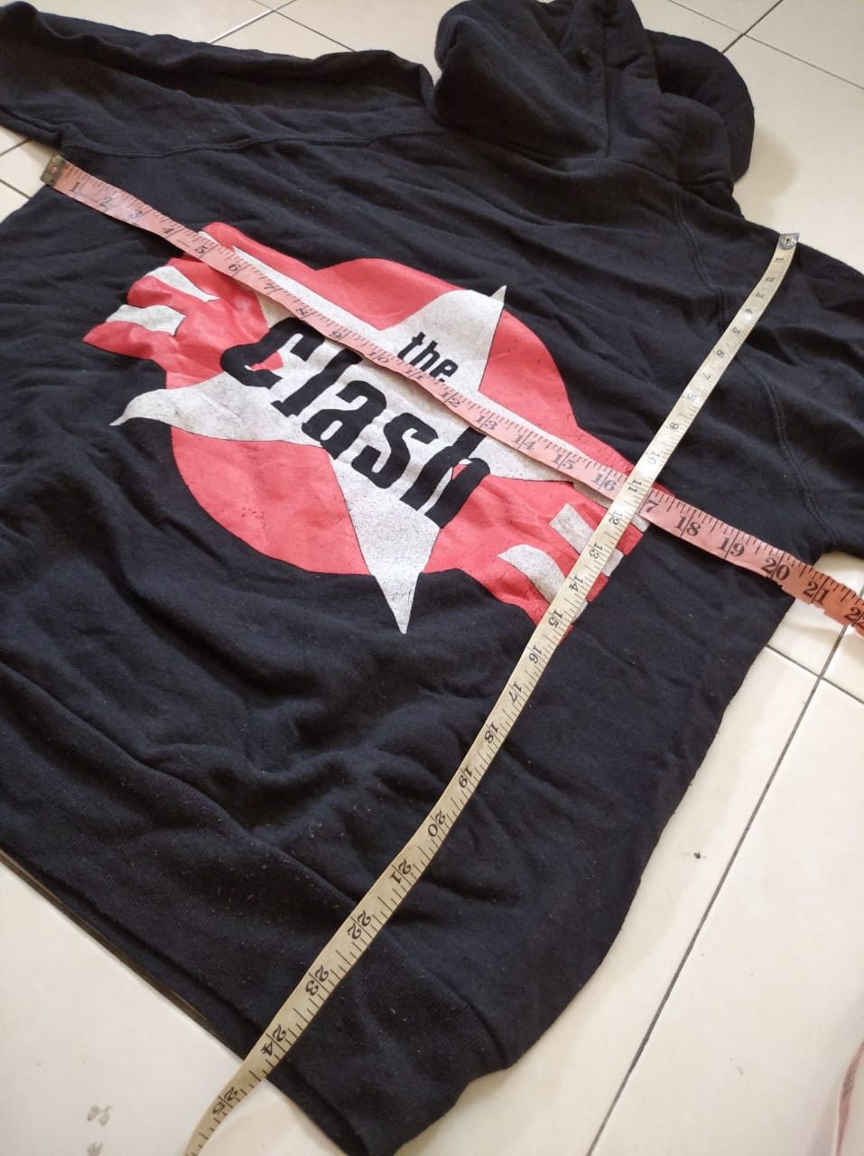 Band Tees Vintage 90's the clash band hoodie Size US M / EU 48-50 / 2 - 5 Thumbnail