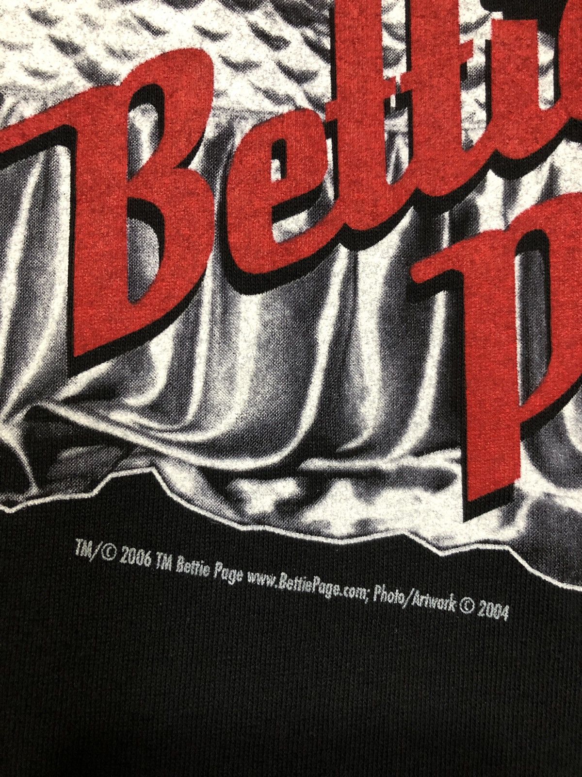 Vintage NOS 00s Bettie Page T-Shirt Size US XL / EU 56 / 4 - 3 Thumbnail