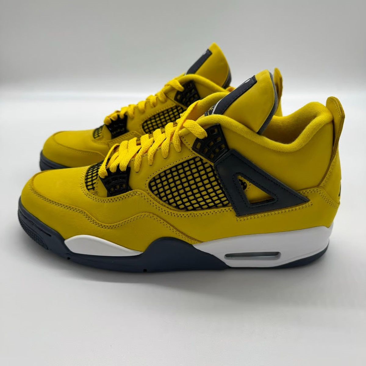 Jordan Brand Jordan 4 Retro Lightning (2021) Size US 10.5 / EU 43-44 - 1 Thumbnail