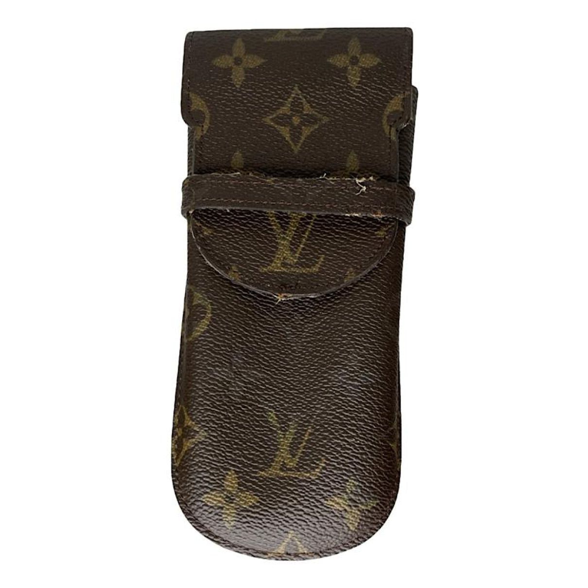 Louis Vuitton Brown Leather Purse Size ONE SIZE - 1 Thumbnail