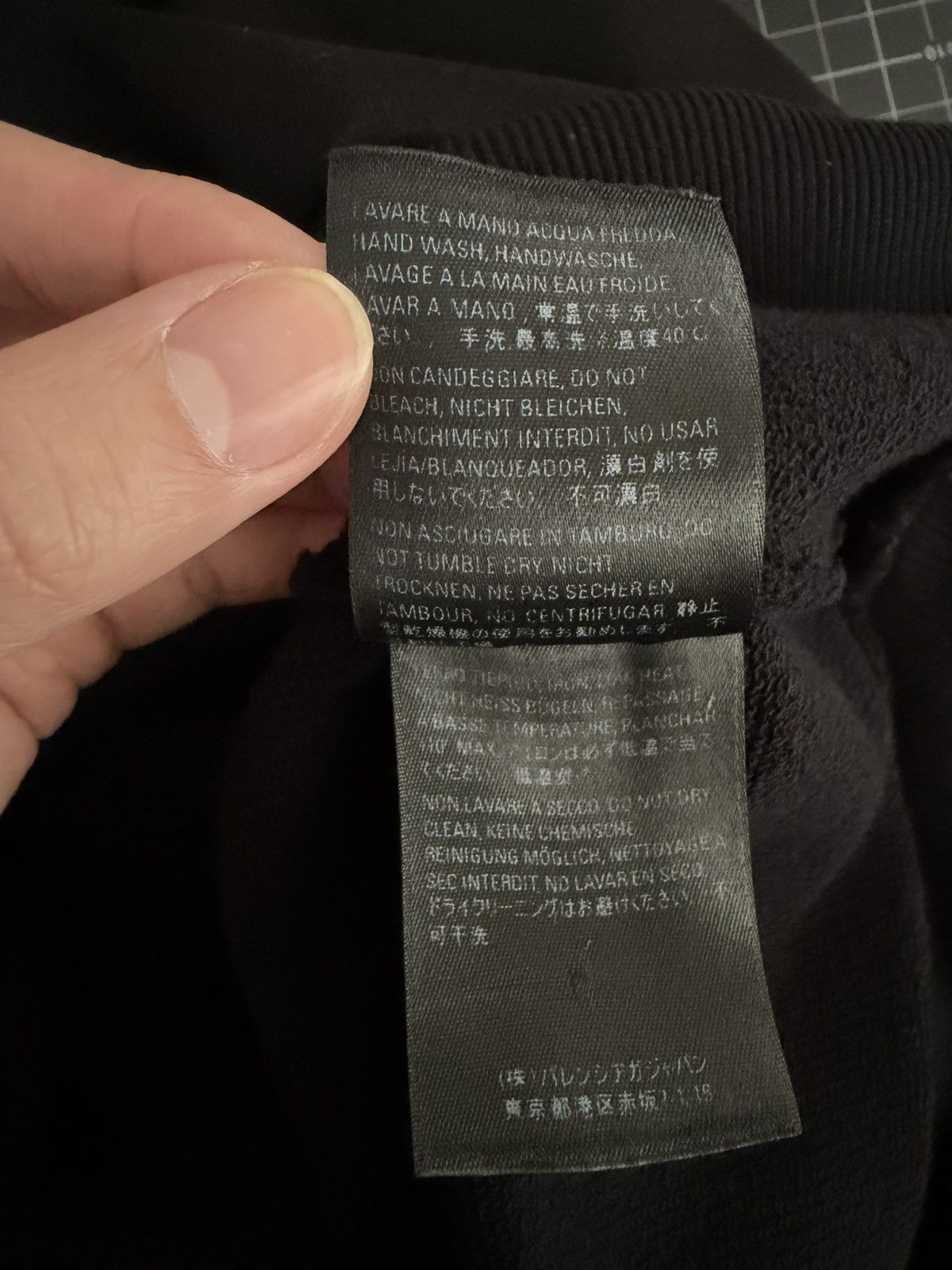 Balenciaga Balenciaga logo hoodie in black Size US L / EU 52-54 / 3 - 6 Thumbnail