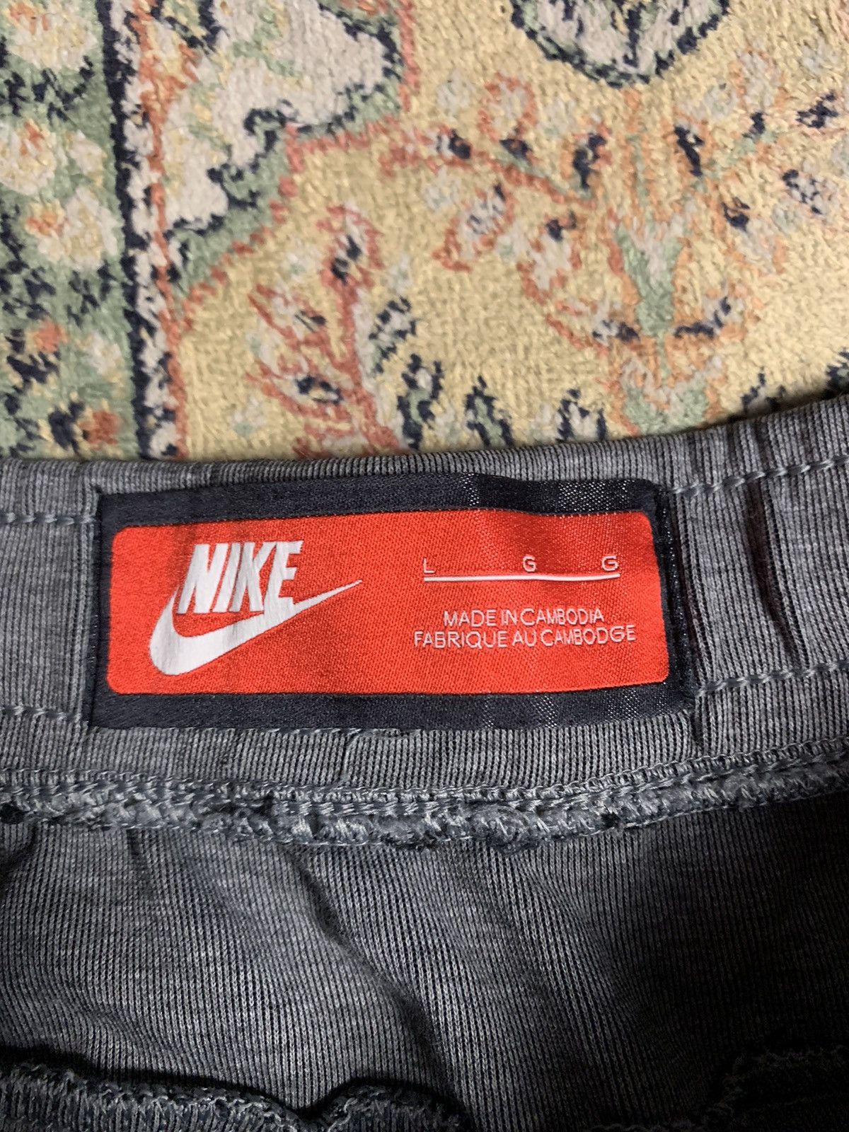 Nike × Vintage Nike Tech Fleece Y2K shorts Size US 34 / EU 50 - 7 Thumbnail