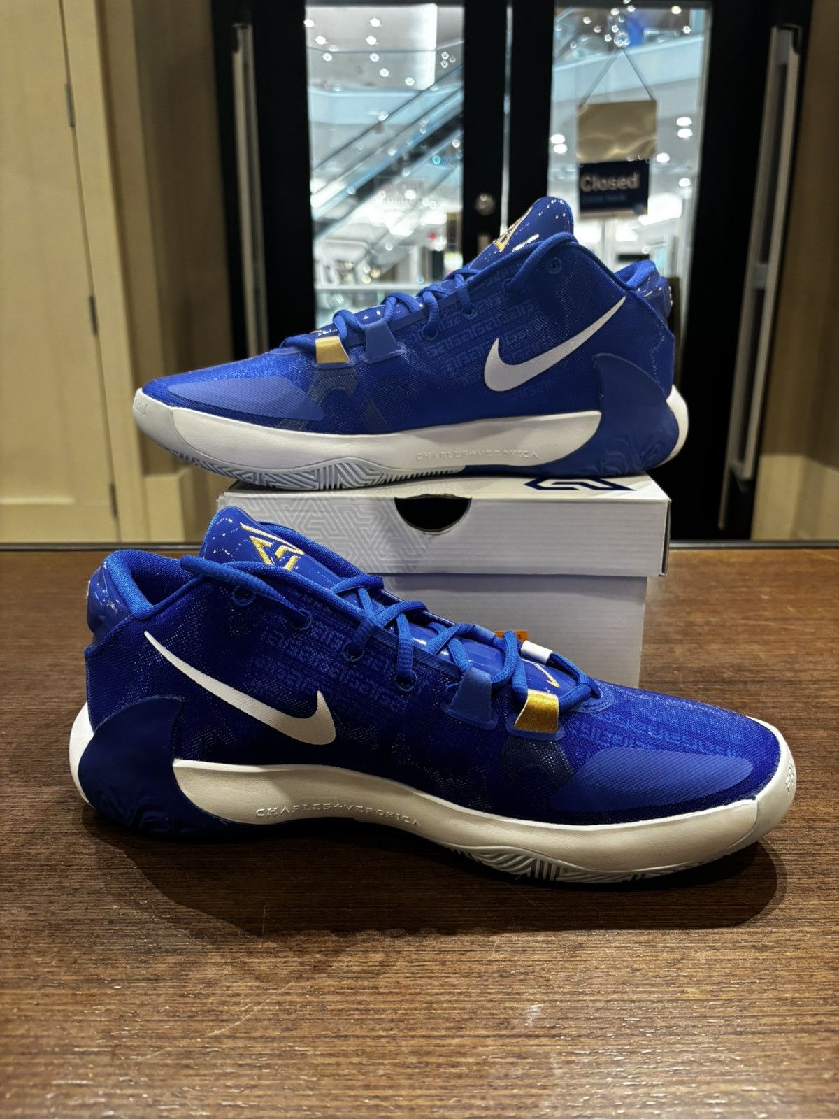 Nike Nike Zoom Freak 1 ‘Greece’ Size US 11.5 / EU 44-45 - 2 Thumbnail