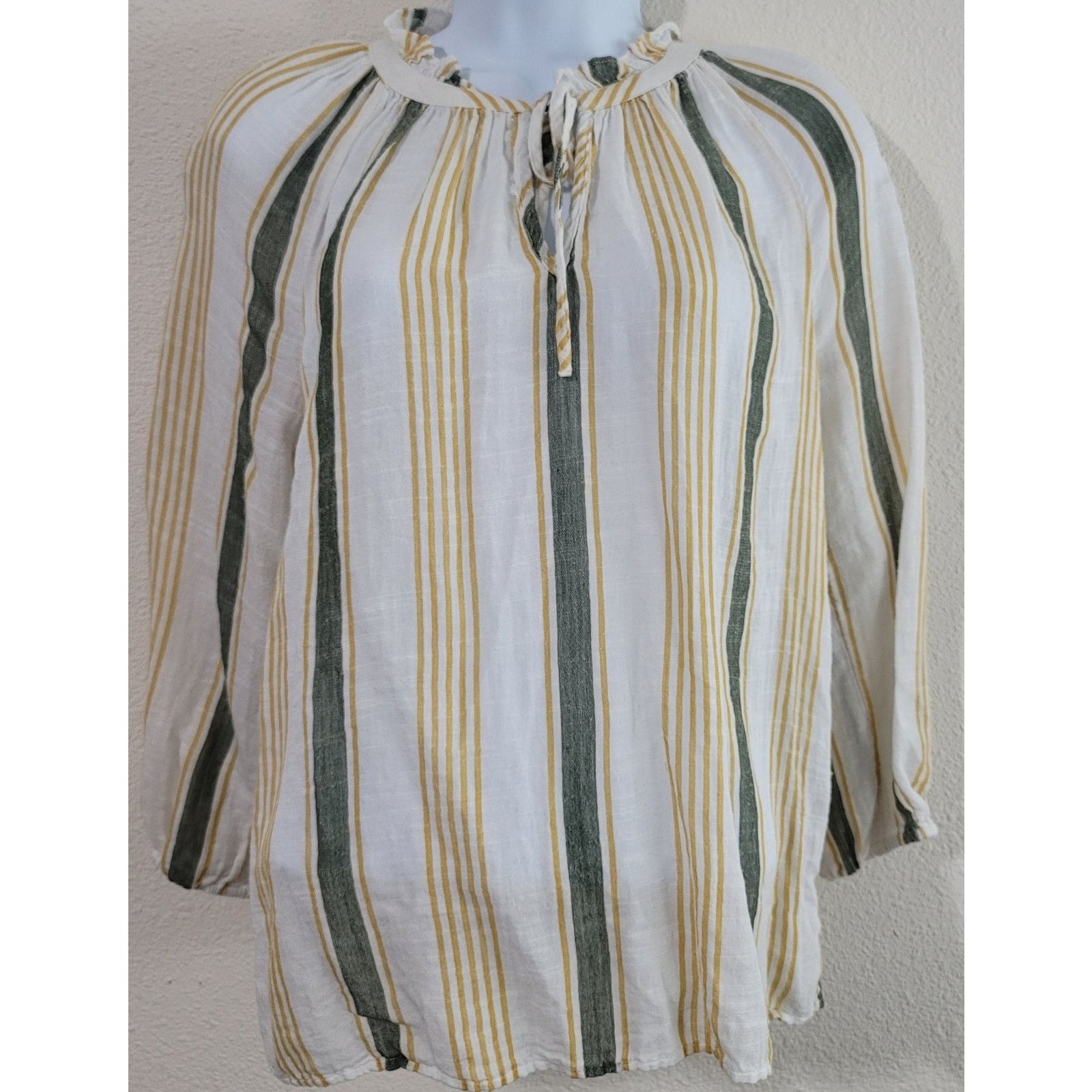 Lucky Brand Lucky Brand White Green Gold Stripe Top Small Round Ruffle Size S / US 4 / IT 40 - 1 Thumbnail