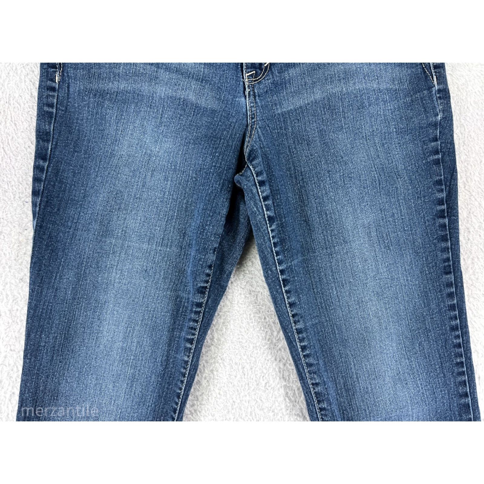 Vintage Style&co. Jeans Womens 8 Blue Denim Straight Leg 5-Pocket Design Bling Embroidered Logo Medium Wash Fall X-Options Mens? Size 30" / US 8 / IT 44 - 6 Thumbnail