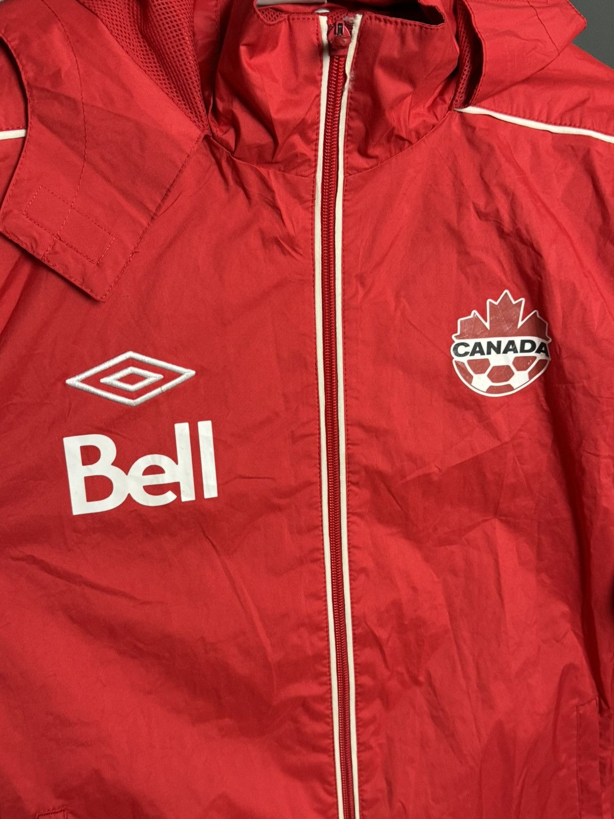 Umbro Vintage Canada National Team Training Football Soccer Jacket Size US S / EU 44-46 / 1 - 3 Thumbnail
