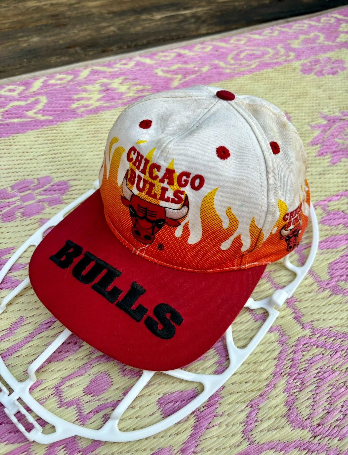 NBA Chicago Bulls Flame On Fire Vintage 90’s Snapback Hat Size ONE SIZE - 2 Thumbnail