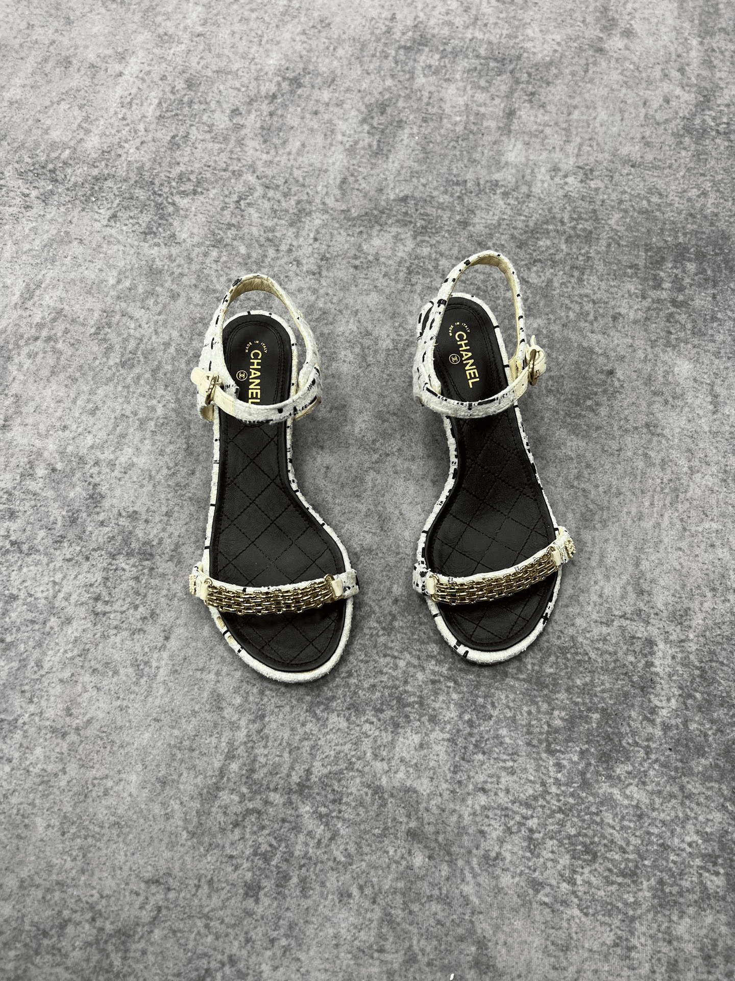 Chanel Chanel Sandals us_6 Women Size US 6 / IT 36 - 1 Thumbnail