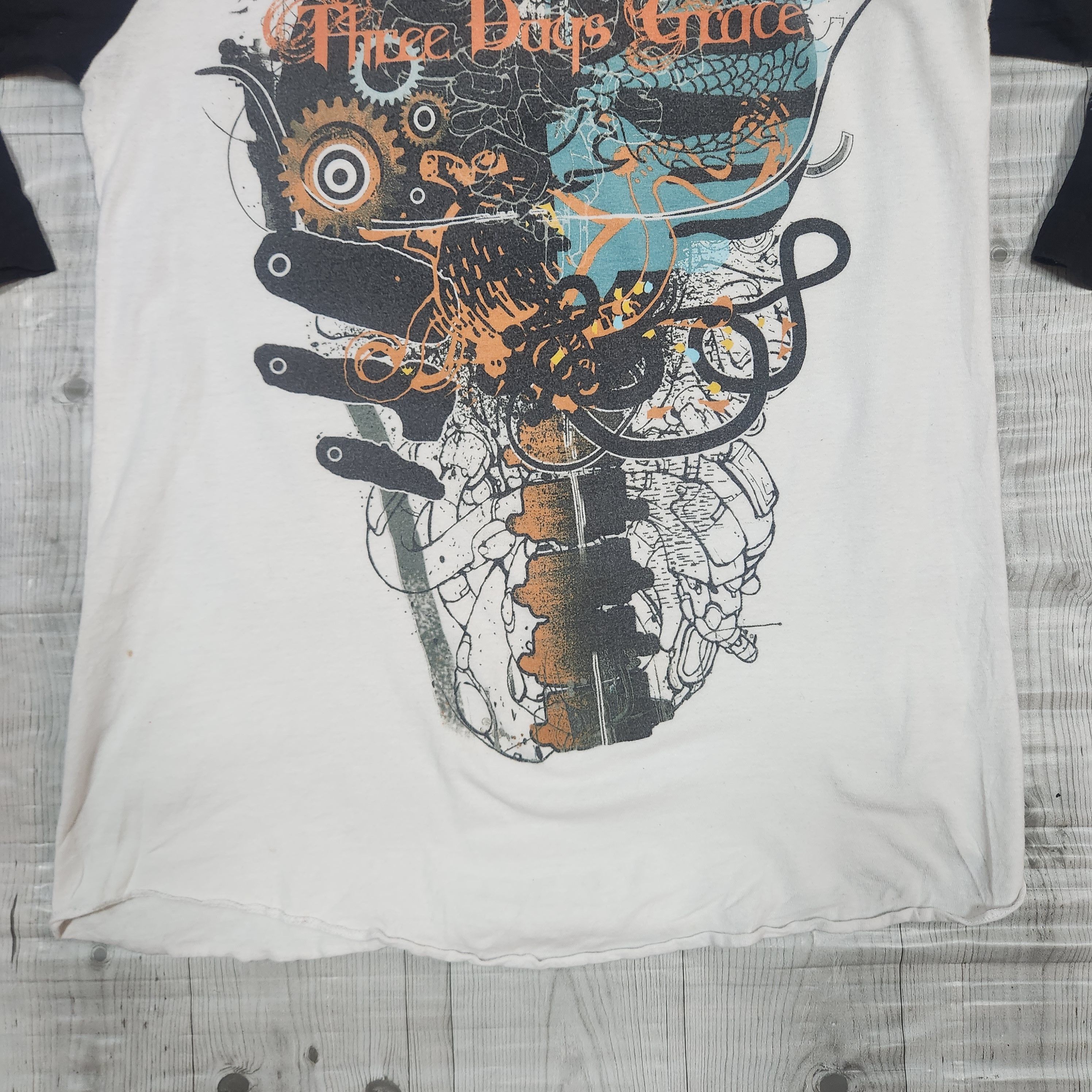 Band Tees Three Days Grace Human Raglan TShirt Size US M / EU 48-50 / 2 - 7 Thumbnail