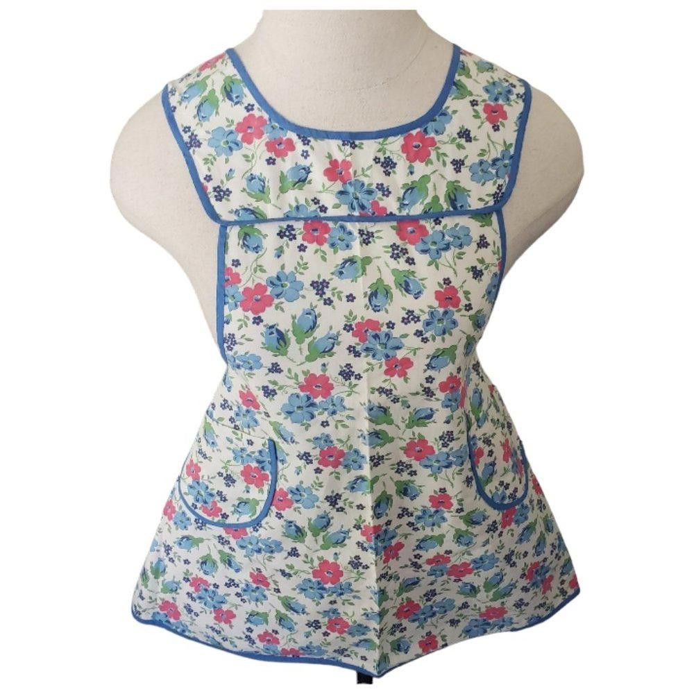 Designer CT651 Vintage Hand Made Petite Floral Apron with pockets Size ONE SIZE - 2 Thumbnail