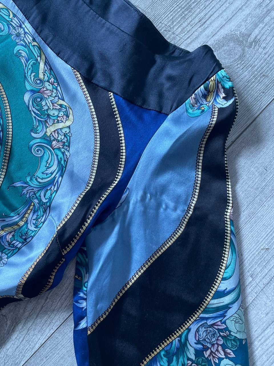 Versace Luxury Versace Silk Dress Size IT 42 L Size M / US 6-8 / IT 42-44 - 9 Thumbnail