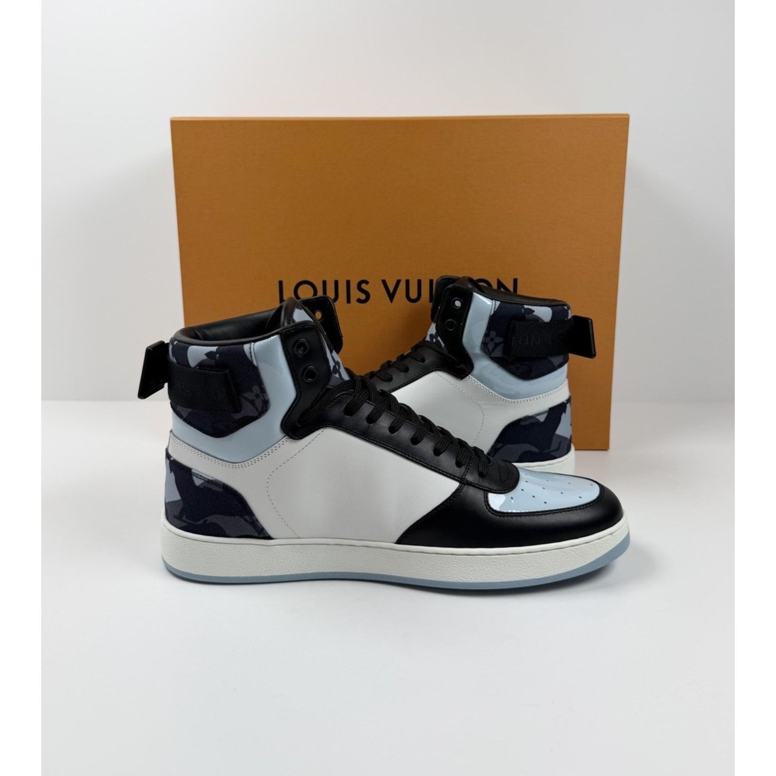 Louis Vuitton Size 7UK/8US - Louis Vuitton Monogram Rivoli High Top NEW! Size US 8 / EU 41 - 5 Thumbnail