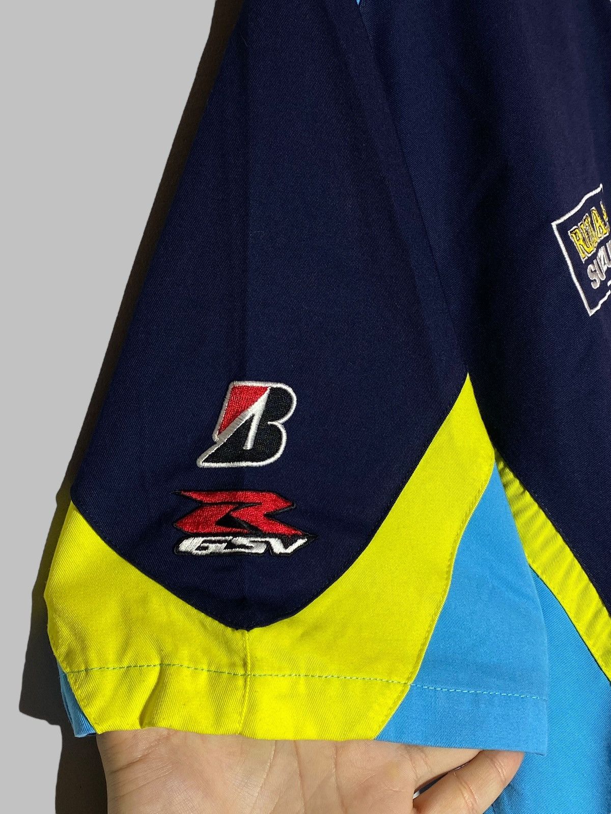 Racer Worldwide Vintage Suzuki Moto GP Rizla Flag Racing Short Sleeve Shirt Size US XL / EU 56 / 4 - 9 Thumbnail