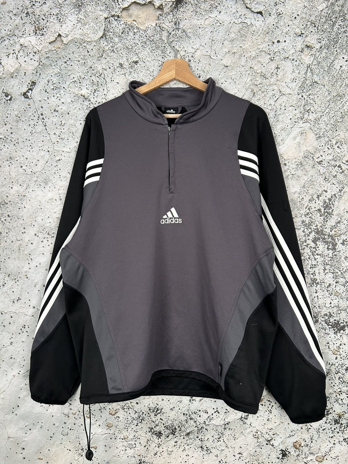 Adidas Vintage Adidas Sportswear Sweatshirt Football Jersey Retro Size US L / EU 52-54 / 3 - 1 Thumbnail