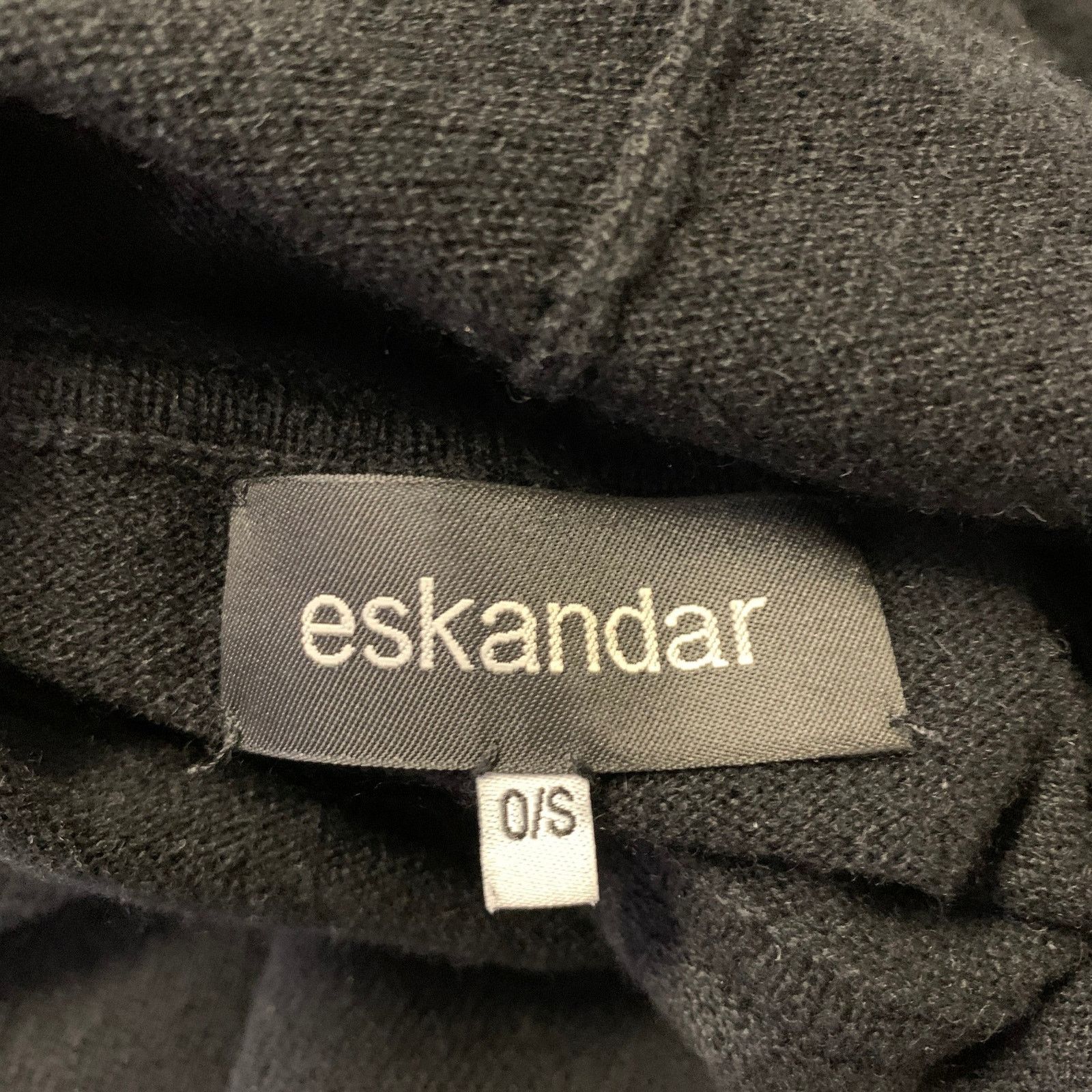 eskandar ESKANDAR Size M Black Cashmere Turtleneck Sweater Size ONE SIZE - 5 Thumbnail