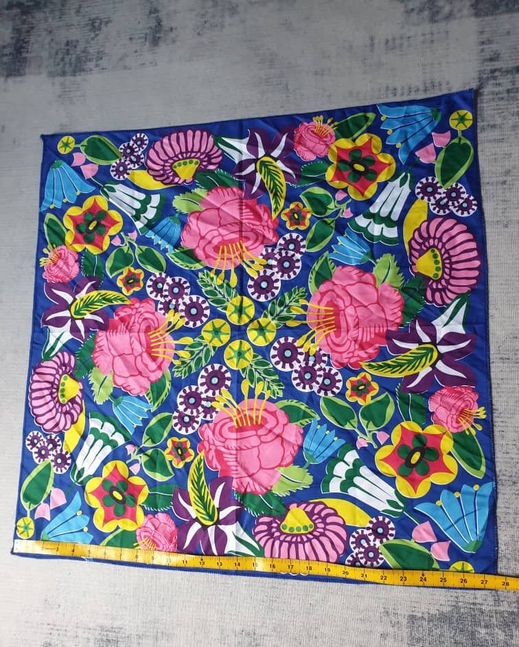 Japanese Brand Lush flower multicolour scarves Size ONE SIZE - 7 Thumbnail