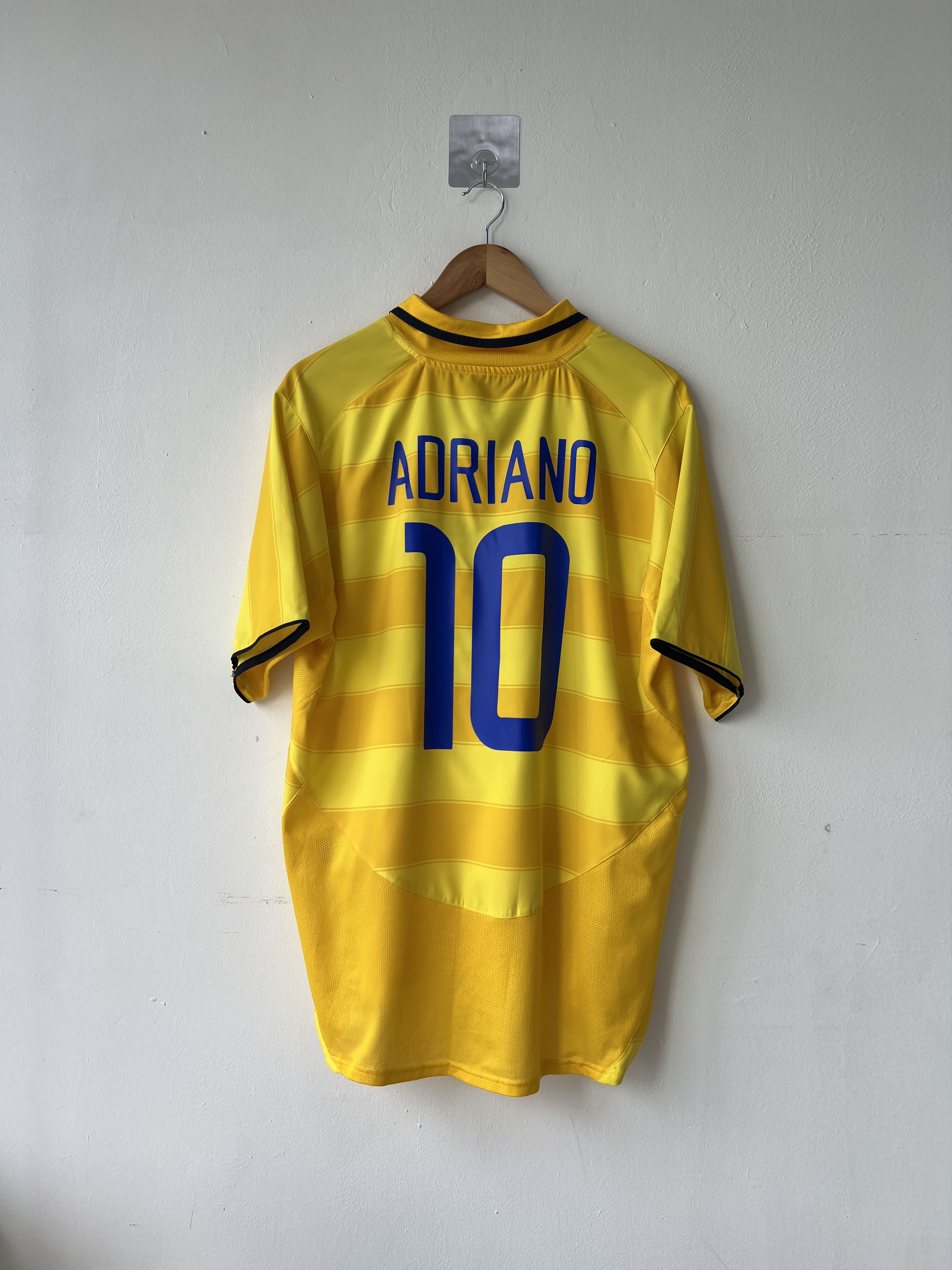 Nike (L) Inter Milan 2003-04 Away Kit Adriano #10 Size US L / EU 52-54 / 3 - 1 Thumbnail