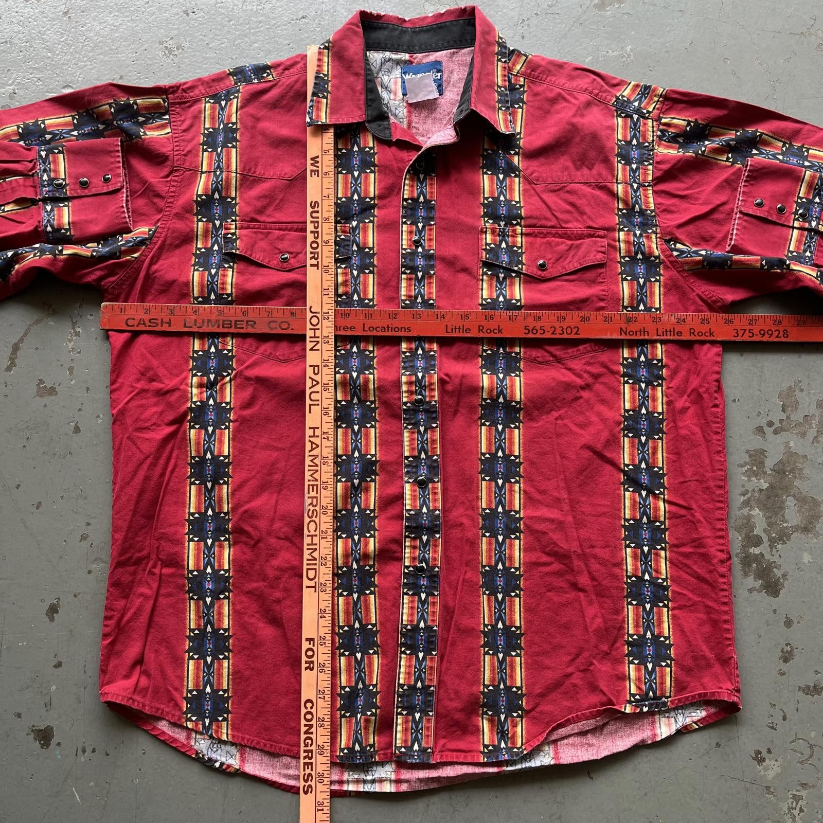 Vintage × Wrangler Vintage Aztec Wrangler Brushpopper Pearl Snap Western Shirt Size US XL / EU 56 / 4 - 3 Thumbnail