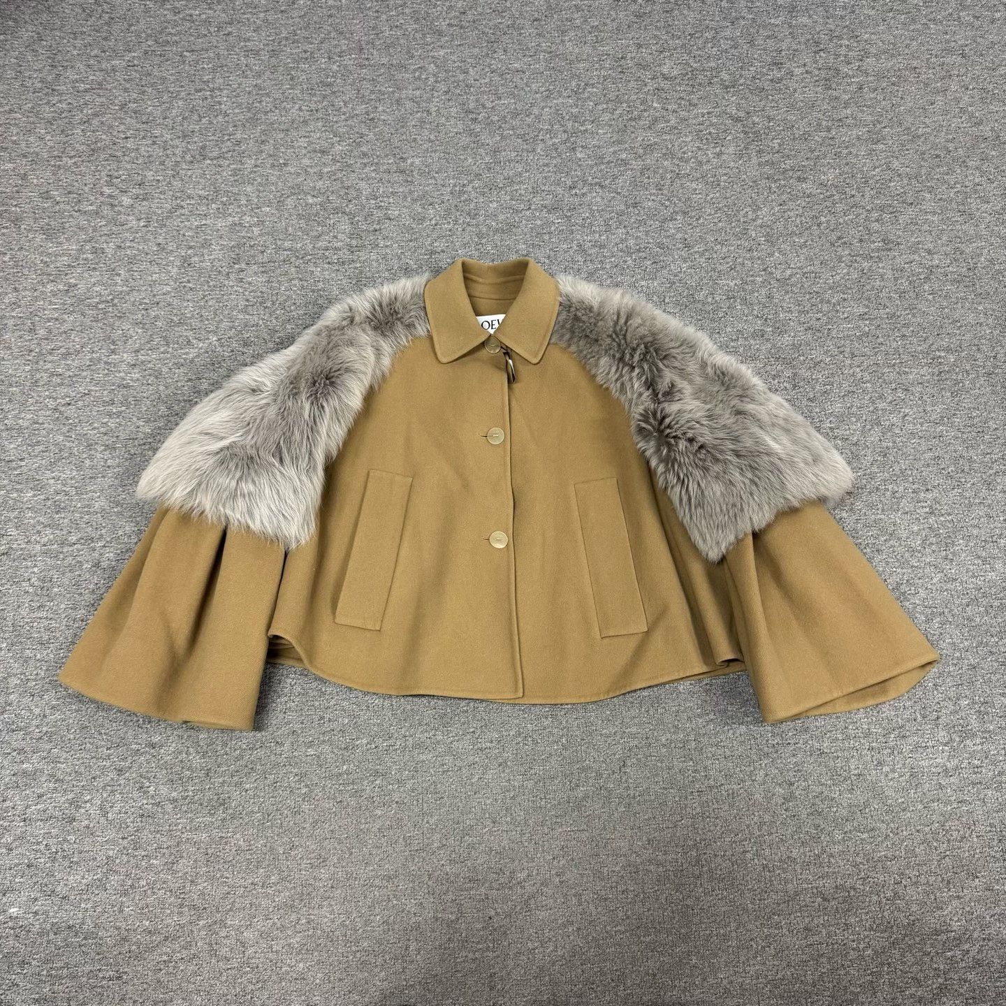 Loewe Loewe Fur-Trimmed Short Wool Coat Size XS / US 0-2 / IT 36-38 - 1 Thumbnail