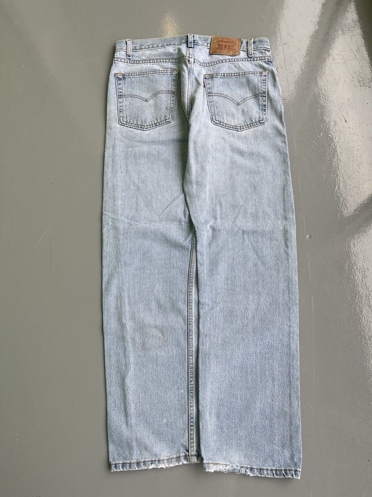 Levi's × Vintage Crazy vintage 90’s Levi’s 505 faded washed light blue jeans Size US 34 / EU 50 - 1 Thumbnail