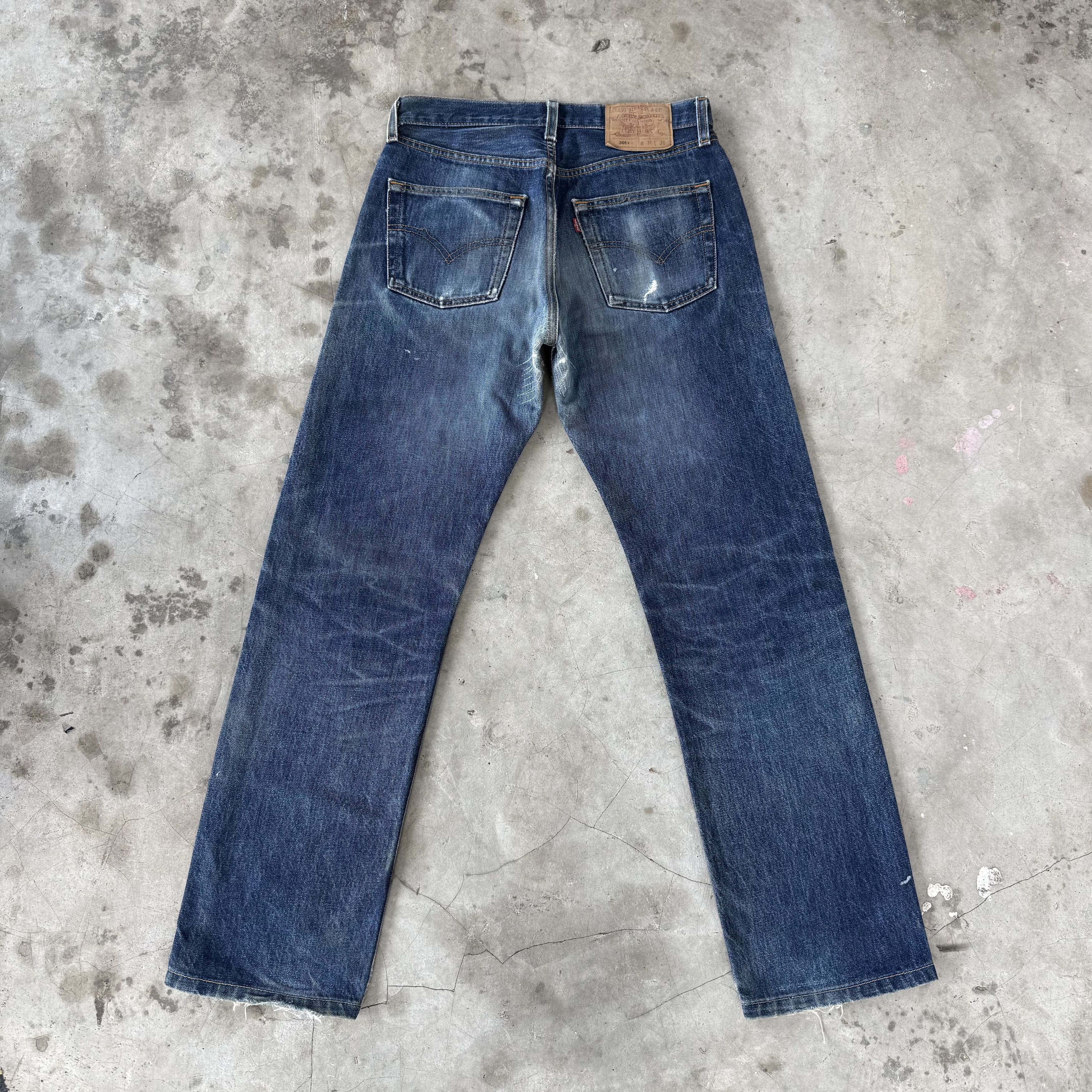Levi's Vintage Clothing W30 Vintage Levi's 501 Faded Denim Jean Pants Size US 30 / EU 46 - 10 Thumbnail