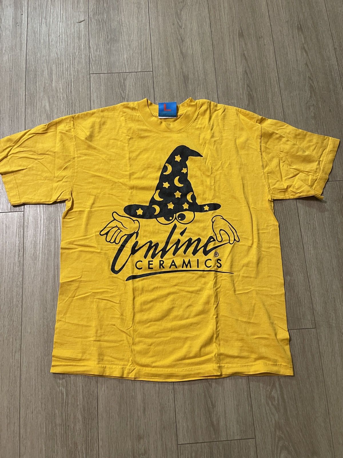 Online Ceramics Yellow Online Ceramics AOL Wizards Tee Size Large Size US L / EU 52-54 / 3 - 1 Thumbnail