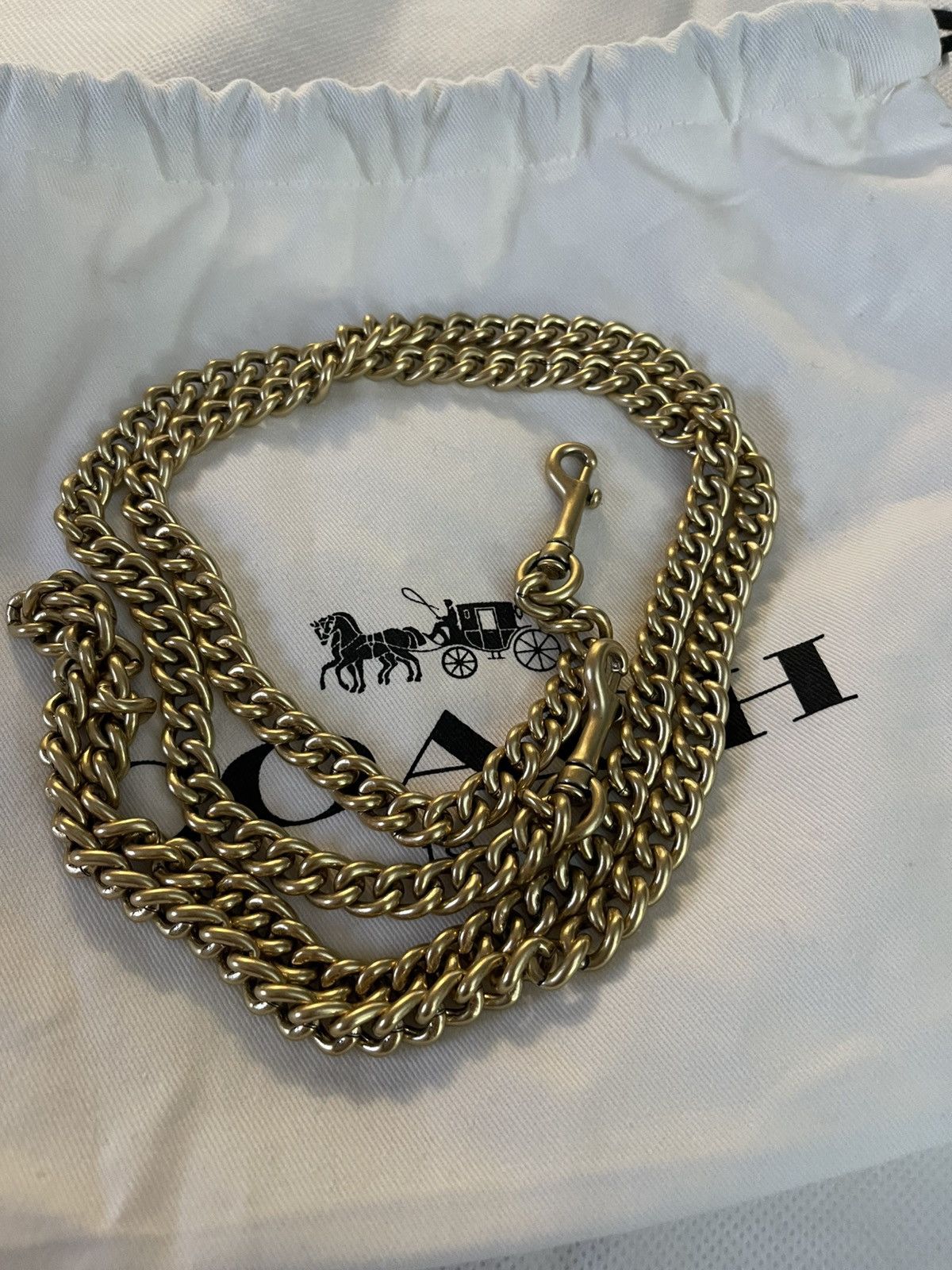 Coach COACH DINKY STRAP NEW GOLD Size ONE SIZE - 6 Thumbnail