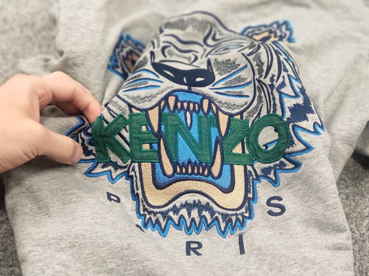 Kenzo Kenzo Paris Japan Embroidered Logo Tiger Crewchek Sweatshirt Size US S / EU 44-46 / 1 - 13 Thumbnail