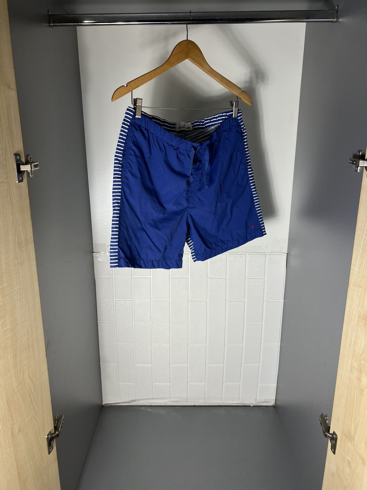 Stone Island STONE ISLAND MARINA SHORTS Size US 32 / EU 48 - 5 Thumbnail