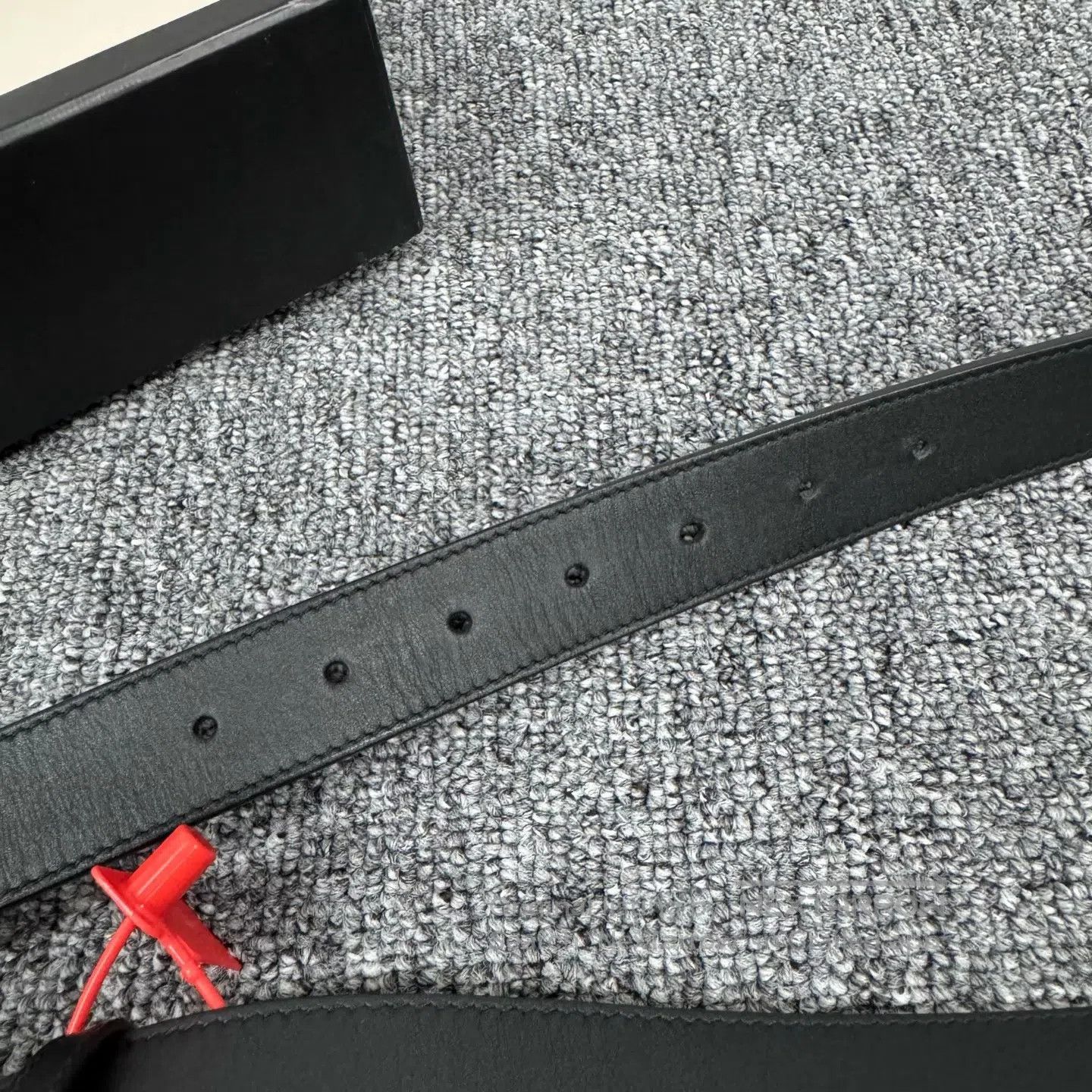 Gucci Guicci Dual-G Gold buckle, belt, leather belt| Size ONE SIZE - 6 Thumbnail