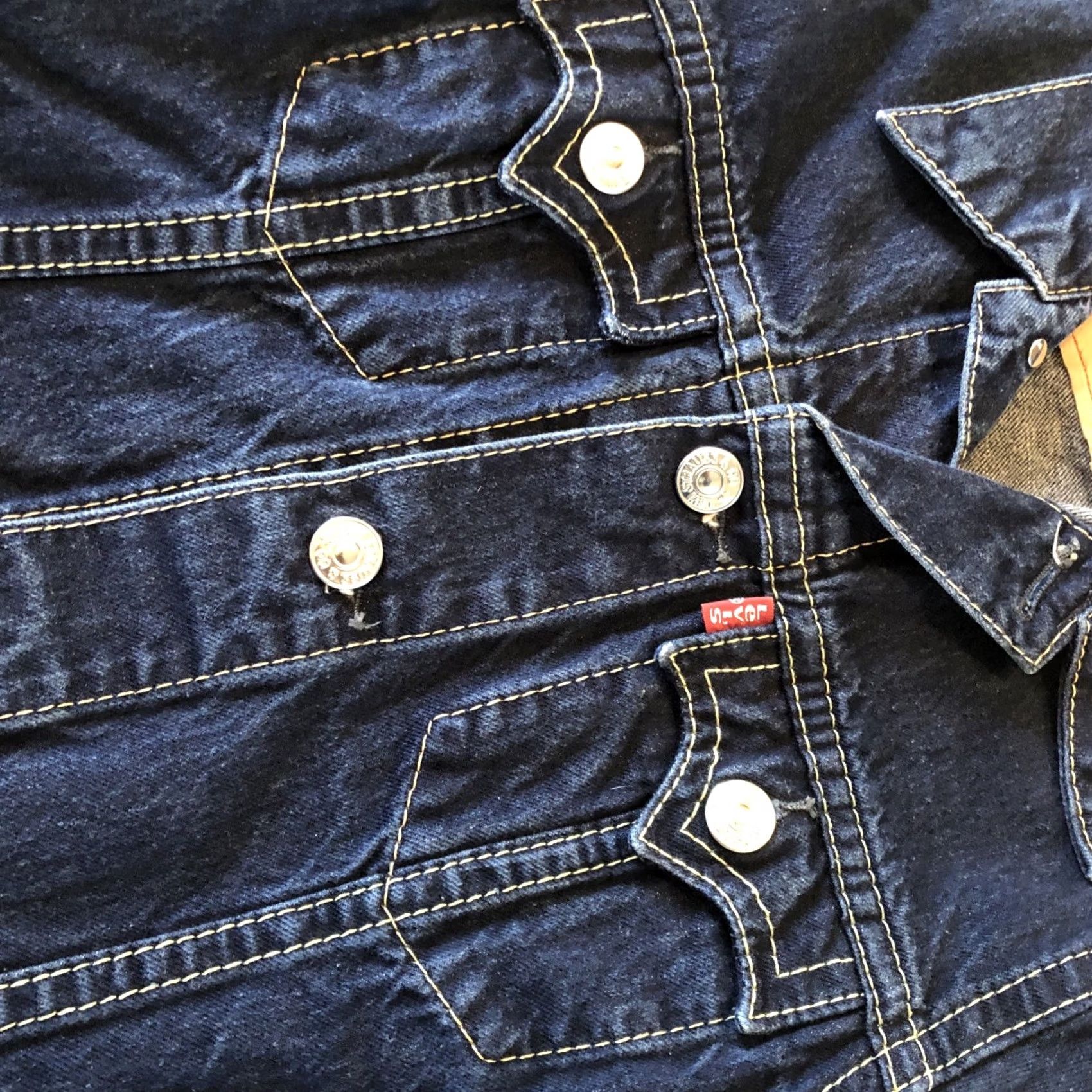 Denime Levis Womens Denim Button Down Jacket Blue Cotton Size Small Chest 34 Length 20 Jacket Women Regular Denim 34" Blue Fall Vintage No Size XXS / US 00 / IT 34 - 4 Thumbnail